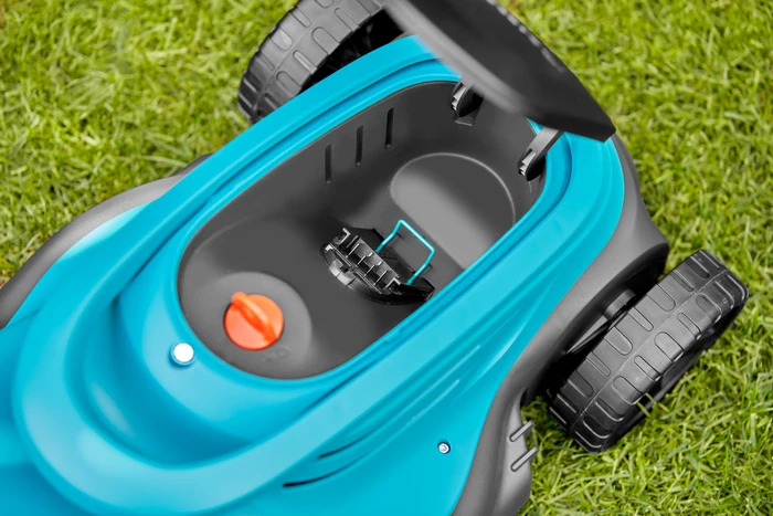 Detalle de GARDENA PowerMax 30/18V P4A Solo – Akku-Rasenmäher für bis zu 150 m²