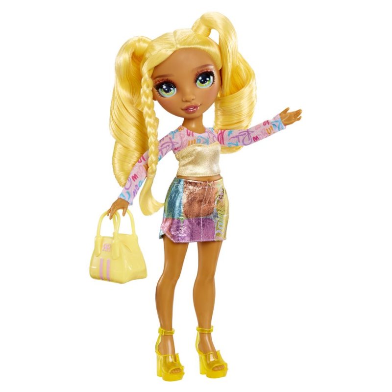 Detalle 2 de Rainbow High Sunny My Fashion Style, muñeca articulada de 27 cm con look patchwork