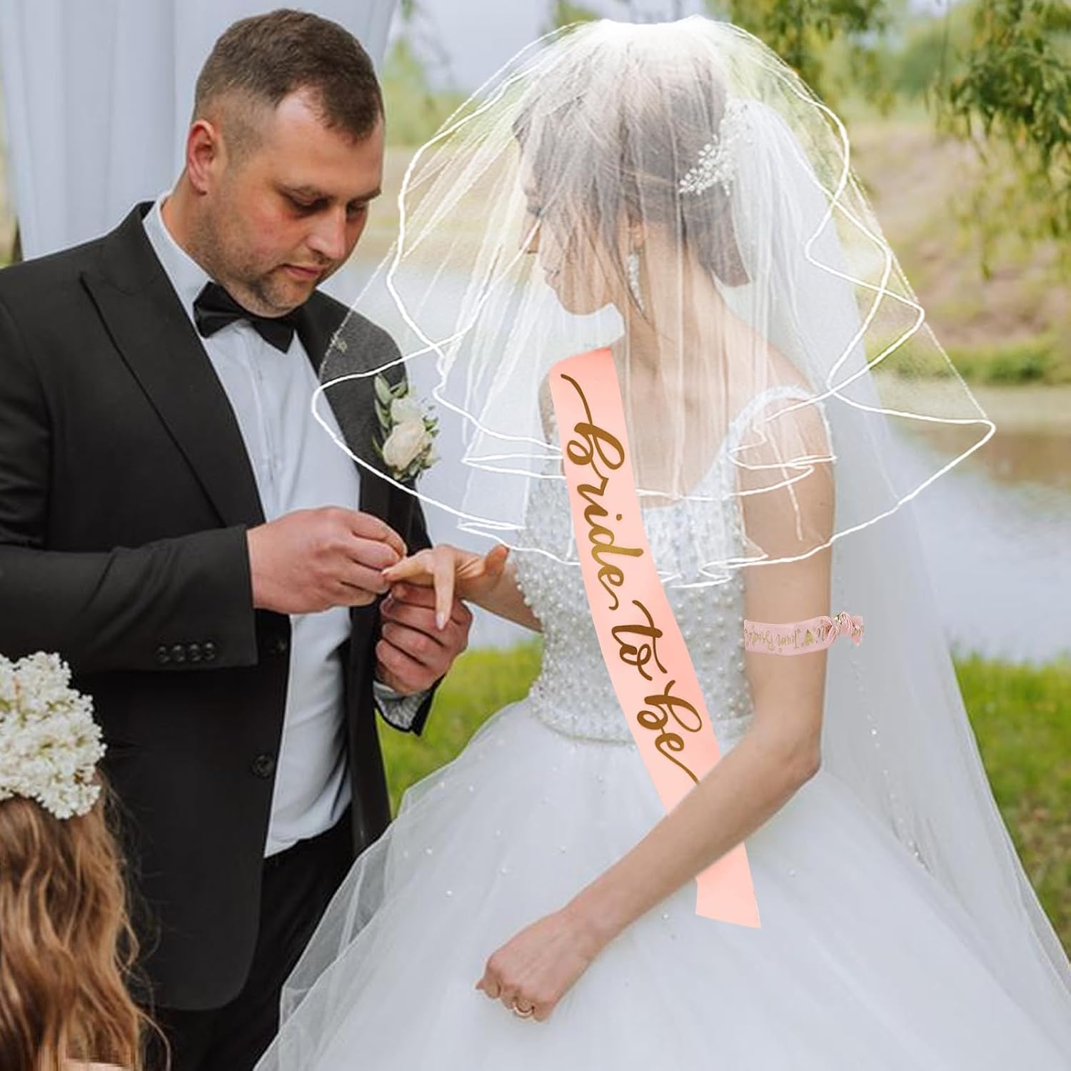 Detalle 1 de HOSPAOP Bride to Be-sjerp- en sluierset met diadeem, bril en teamaccessoires