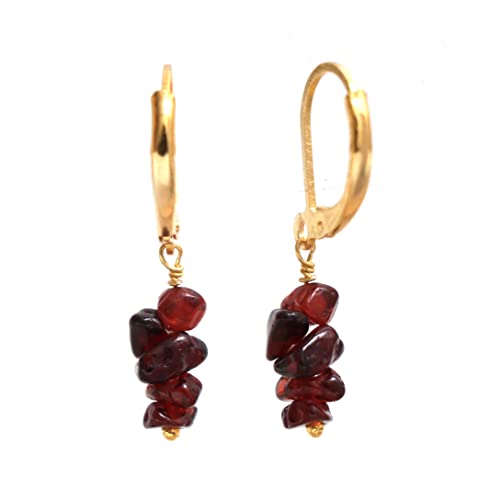 Detalle 2 de GEMPIRES Nature’s Treasure Red Garnet Chip Leverback Hoop Earrings