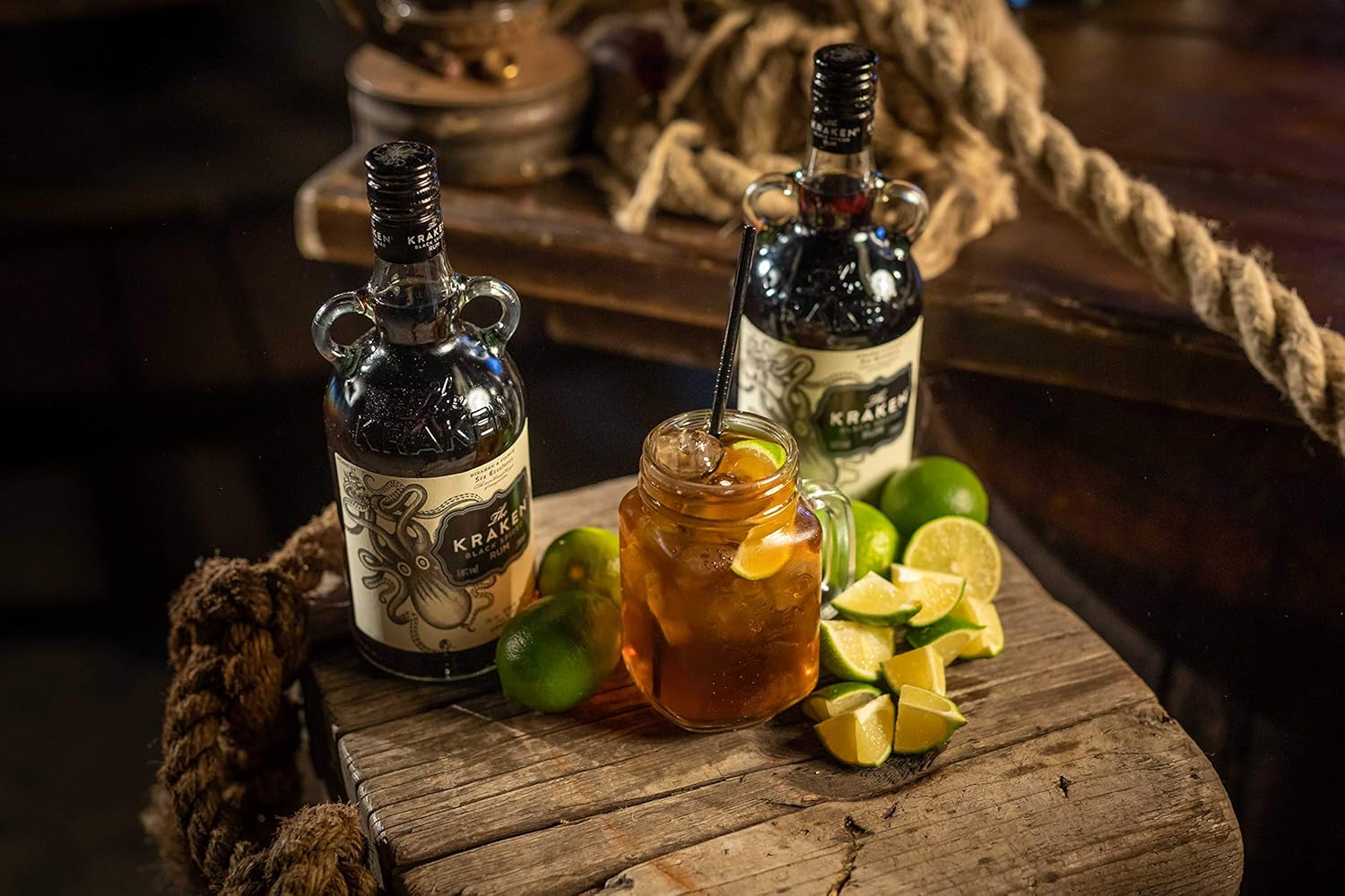 Detalle 2 de Ron Kraken Black Spiced 1L 🥃