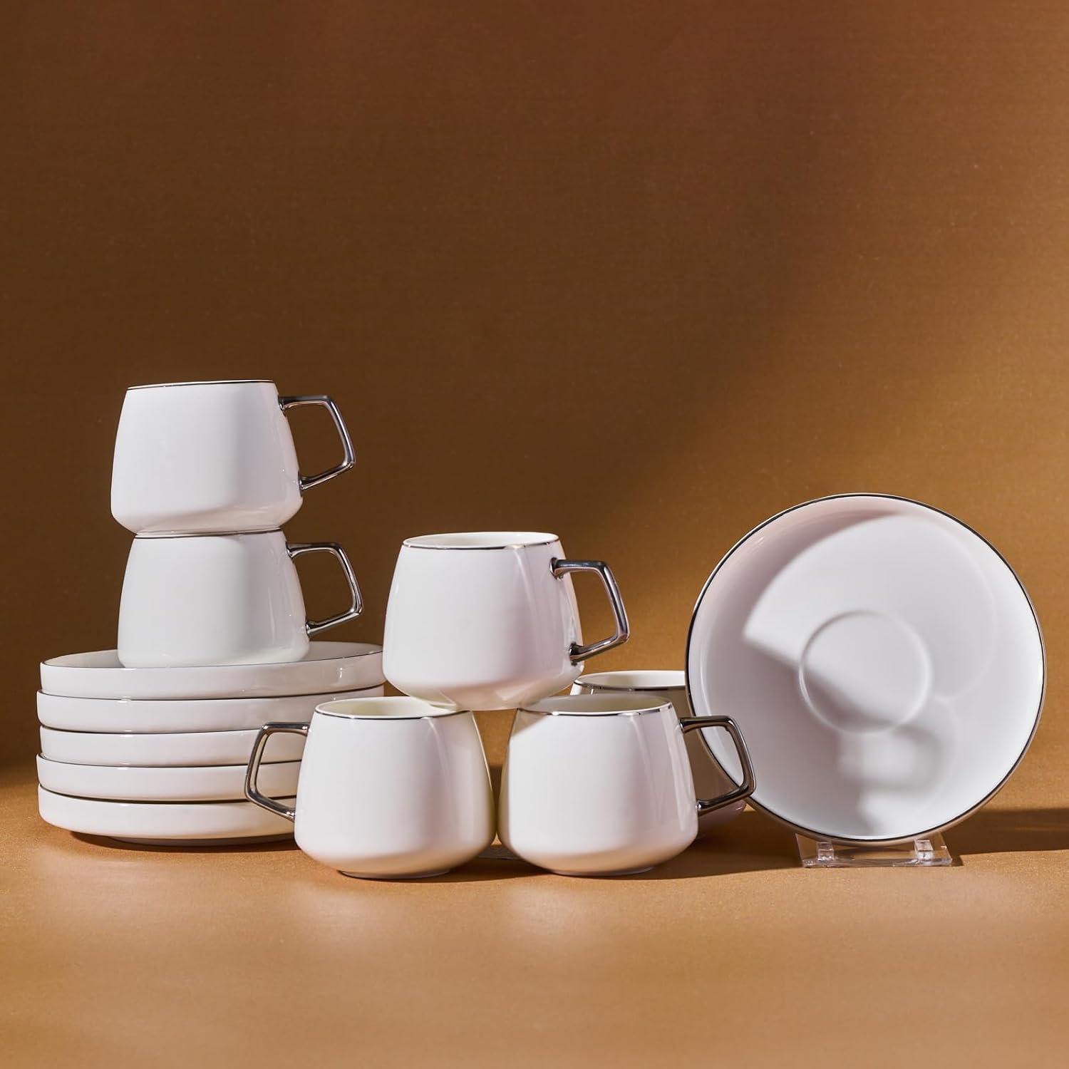 Detalle de KARACA Saturn Platin – porcelanowy zestaw filiżanek 90 ml dla 6 osób