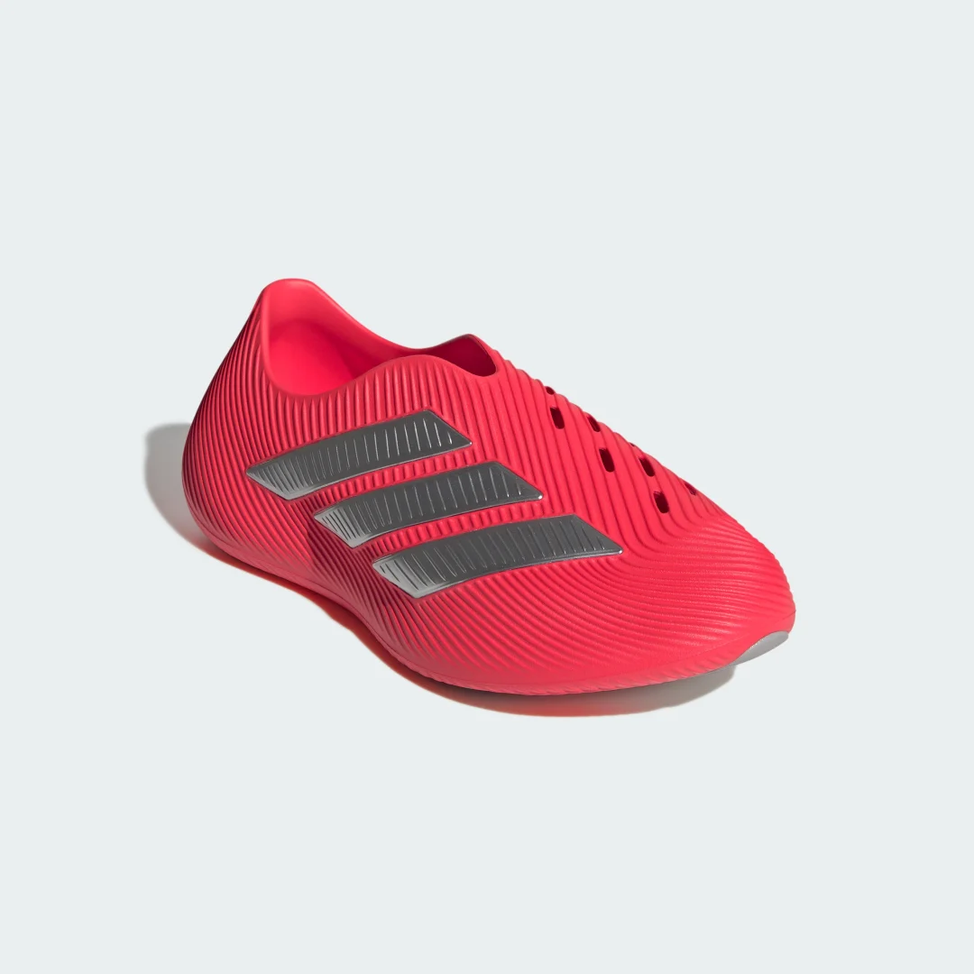 Thumbnail 3 de Adidas CHANCLA PURECHILL en Rojo: comodidad descalza para el día a día