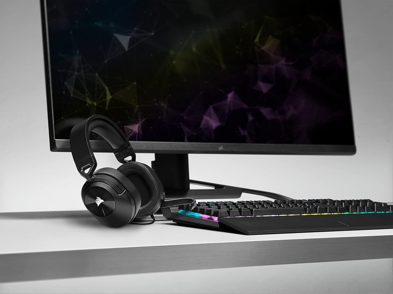 Thumbnail 1 de Corsair HS55 SURROUND gaming headset with Dolby 7.1
