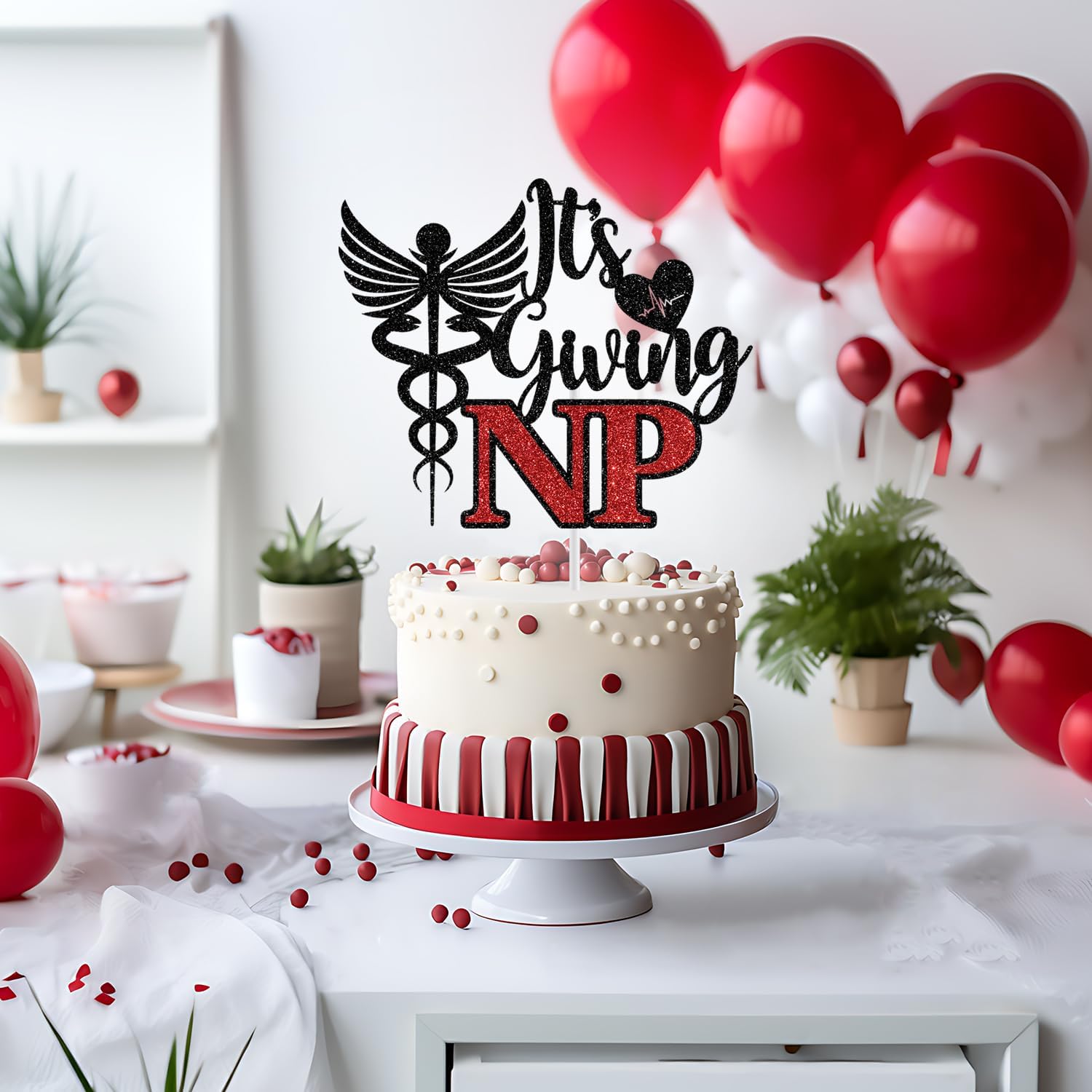 Detalle de It's Giving NP Cake Topper, 5.4 x 5.6 inches