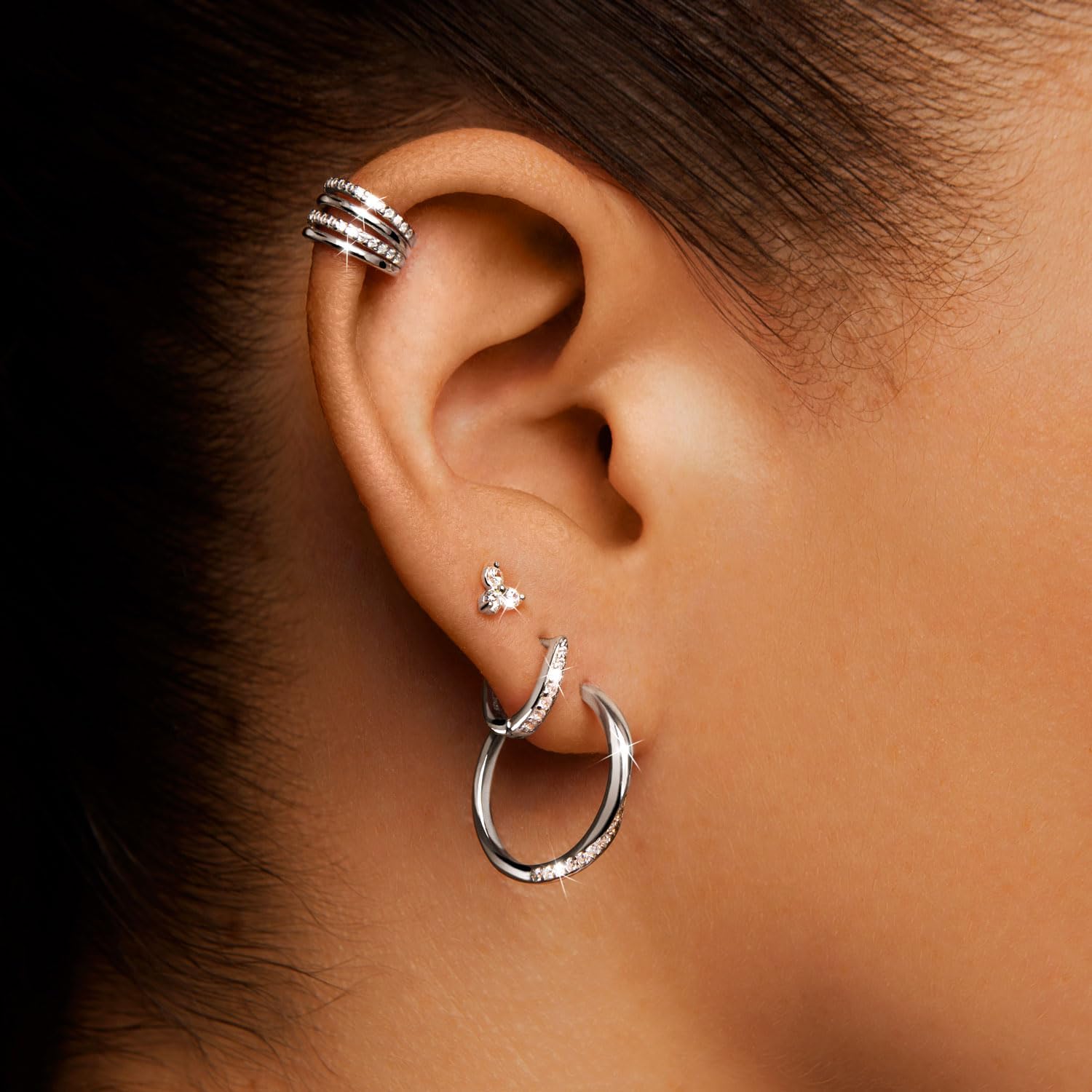 Detalle 1 de SINGULARU Orecchino Singolo Clover in Argento 925 con finitura oro 18kt 💍