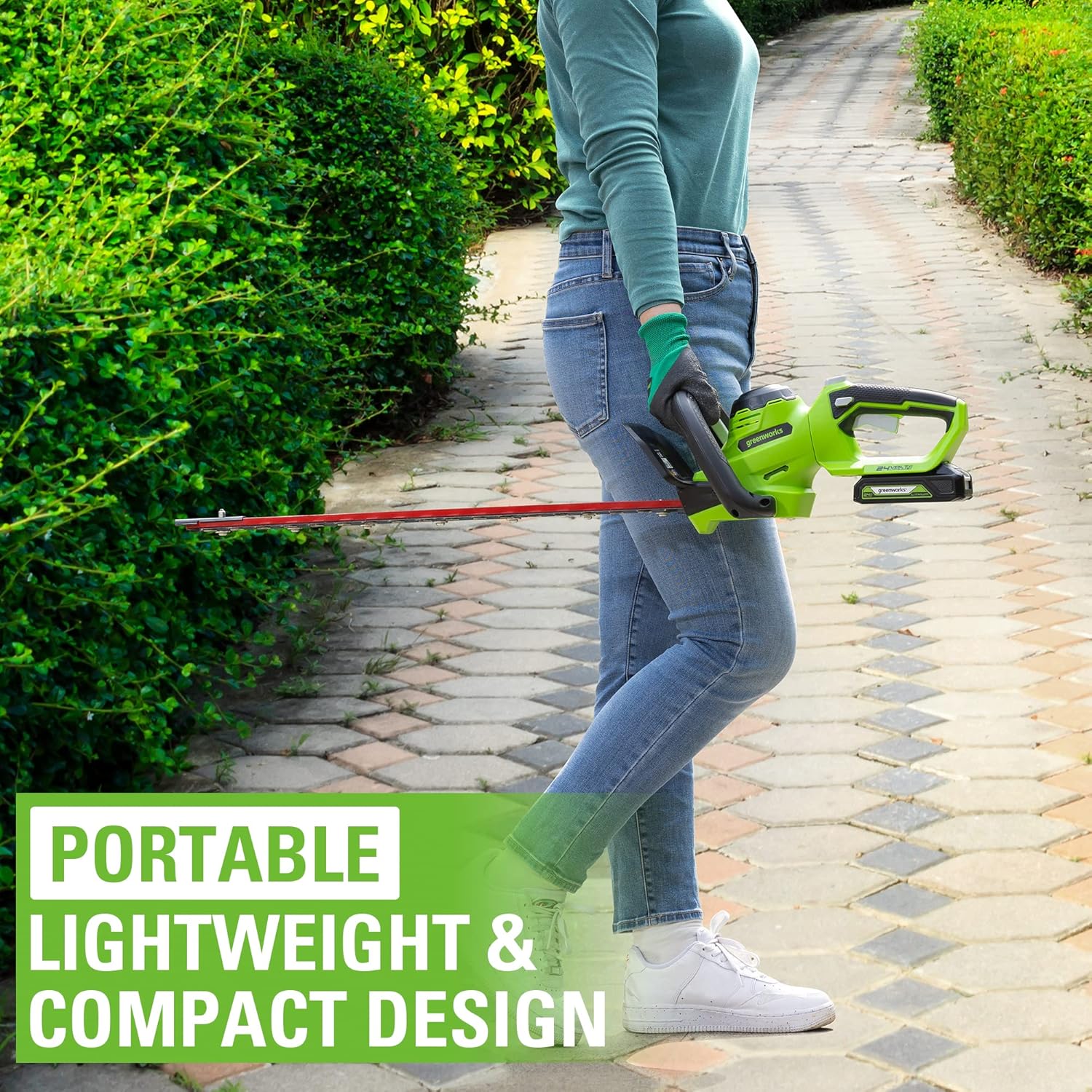 Thumbnail 4 de Greenworks 24V Cordless Brushless Hedge Trimmer G24HT56II (56cm) – Dual Action Blade