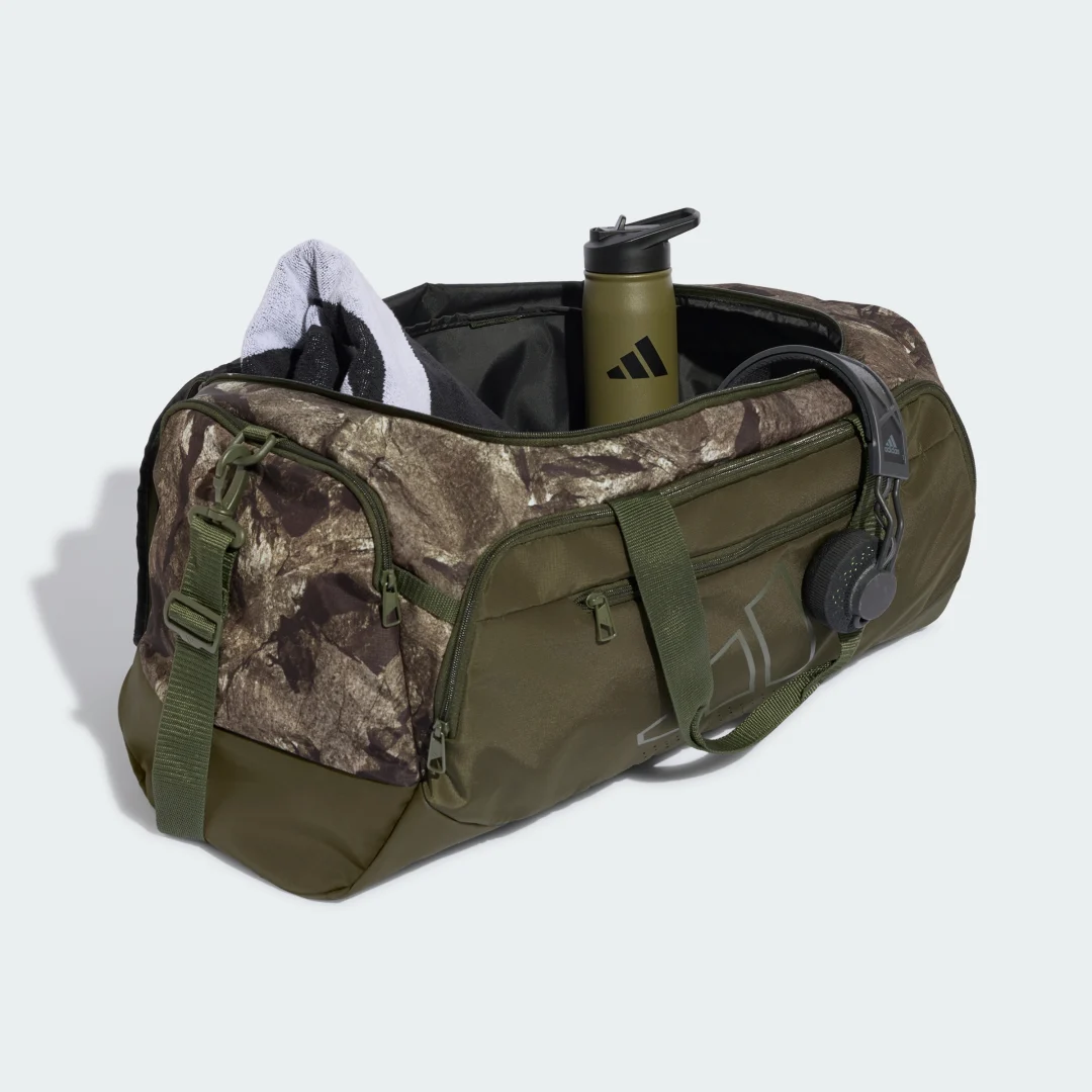 Detalle 2 de BOLSA DE VIAJE MEDIANA TRAINING DEFENDER GRAPHIC de Adidas: opinión y guía de compra