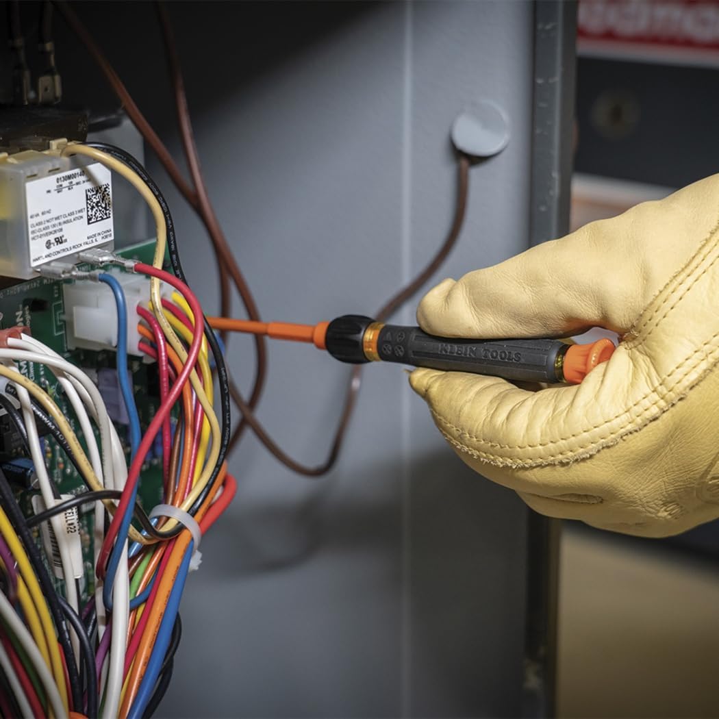 Thumbnail 3 de Klein Tools 32581INS precision insulated screwdriver (2-in-1) with No. 0 Phillips and 1/8-inch slotted bits