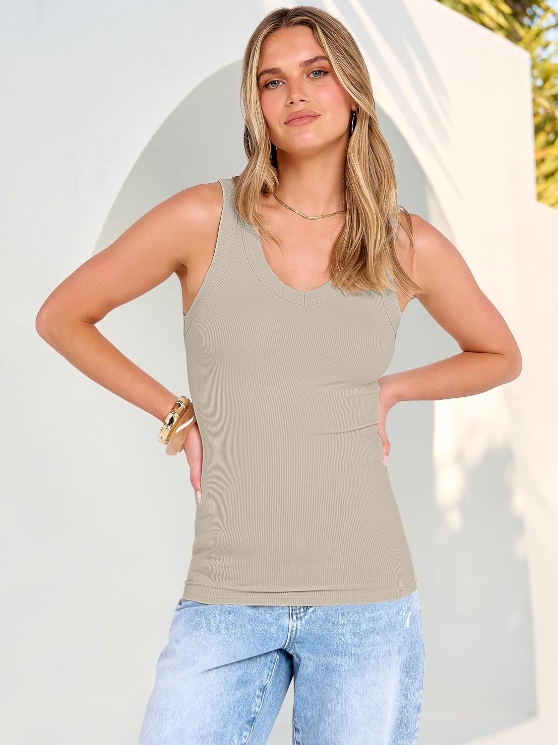 Detalle 2 de ANRABESS Women's Ribbed V-Neck Tank Top, Slim-Fit Stretch Knit