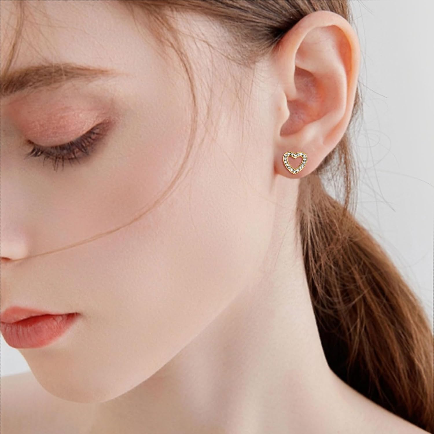 Thumbnail 4 de Loutade Sterling Silver Heart Stud Earrings – Hypoallergenic Mini Open Heart Sleeper
