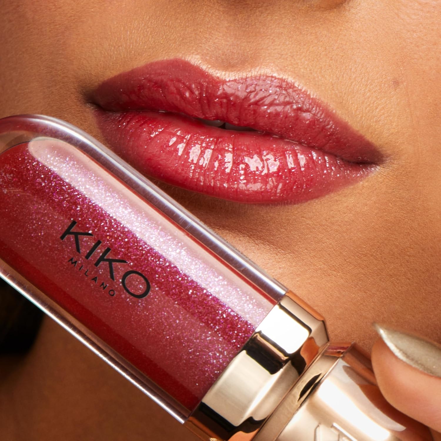 Detalle 2 de Kiko Milano 3D Hydra Lipgloss 46 💄