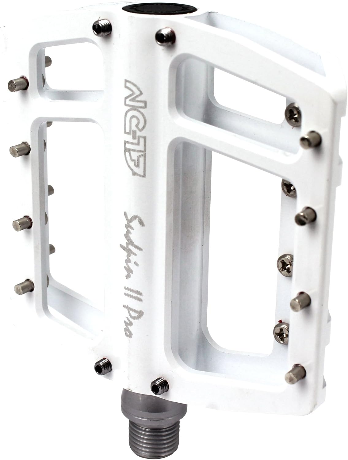 Detalle de NC-17 Sudpin II Pro – białe aluminiowe pedały platformowe z osią Cr-Mo