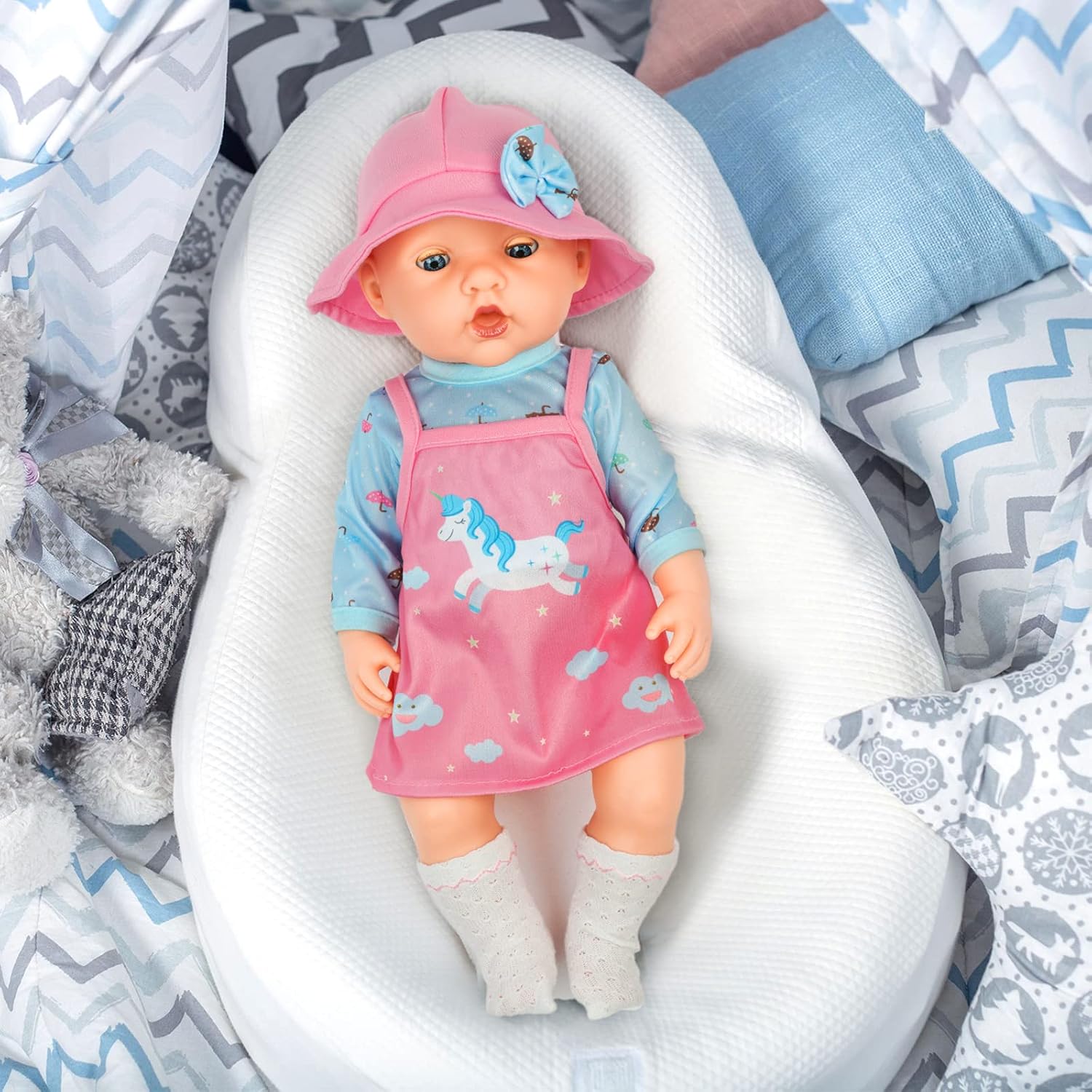 Thumbnail 6 de Aolso vestiti per bambole New Born Baby Doll (35–45 cm) con abito rosa e blu, cappello, calzini e gruccia