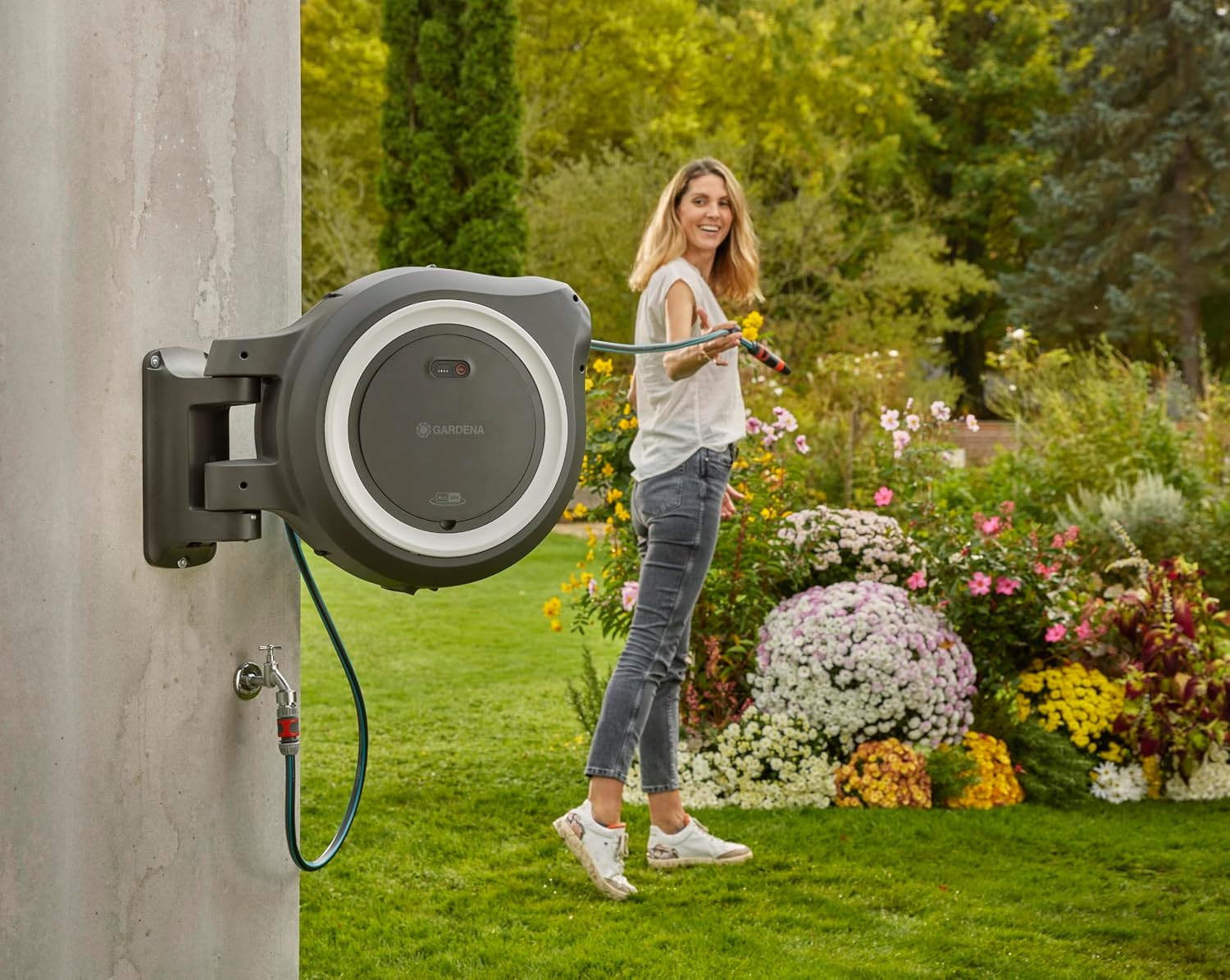 Thumbnail 5 de GARDENA Akku-Wand-Schlauchbox PowerRoll XXL Ready-to-use-Set (mit 40 m Schlauch, RollControll+)