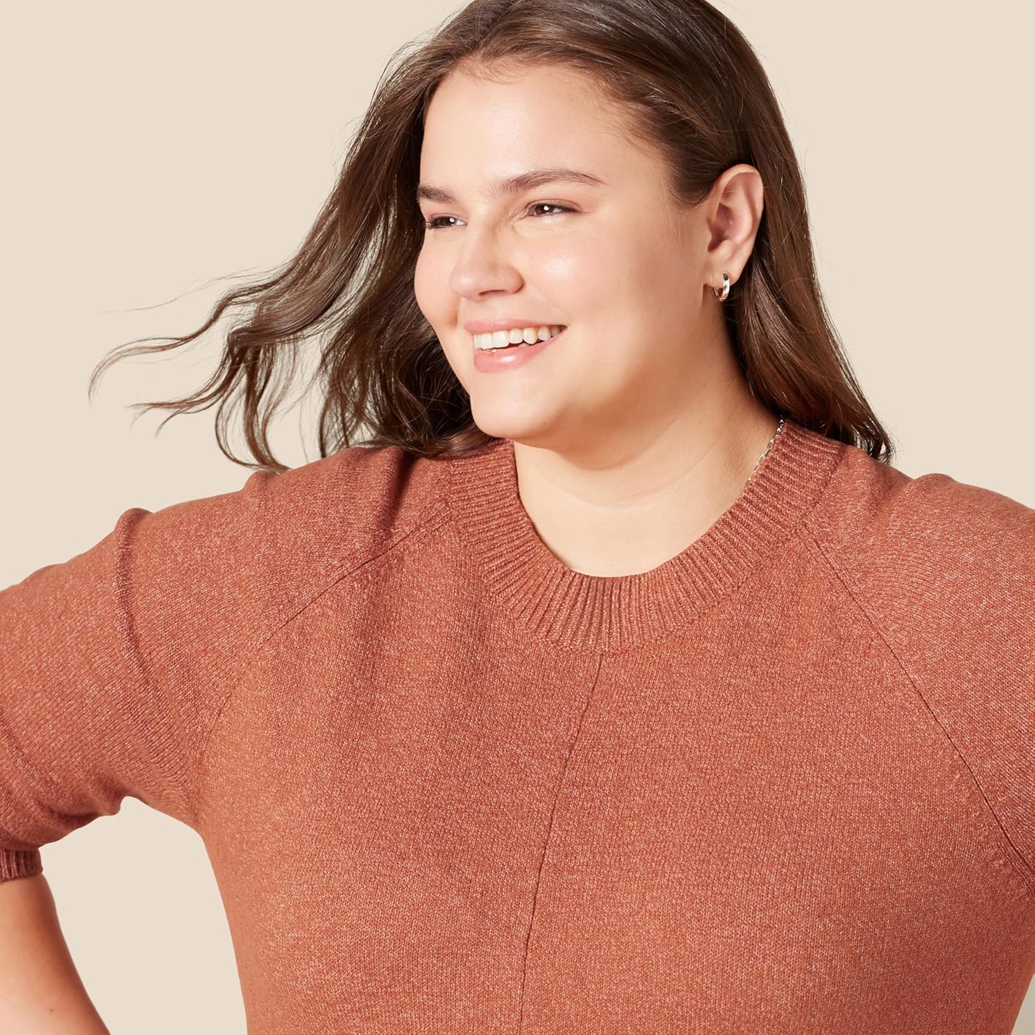 Thumbnail 2 de Amazon Essentials Damen Regular-Fit Langarm-Pullover Rundhalsausschnitt