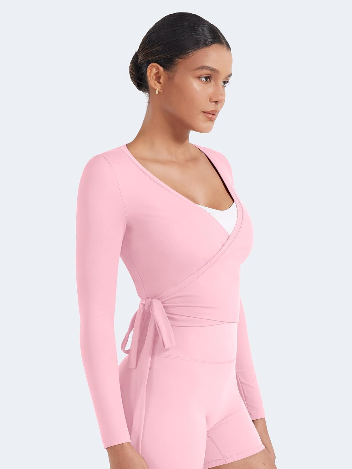 Detalle de YEOREO Ease Women's Pilates Wrap Top, Long Sleeve V-Neck Crop