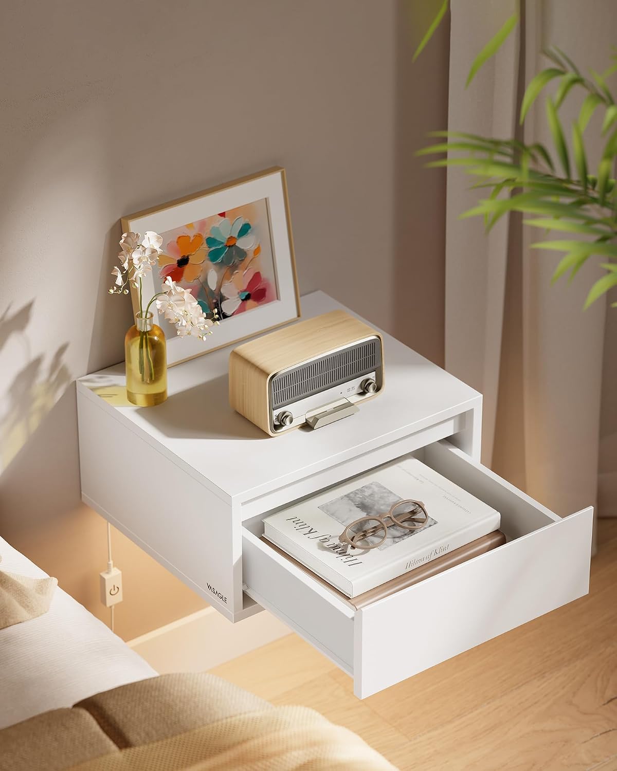 Detalle 2 de VASAGLE KAILYN Collezione Comodino Pensile Sospeso con Luce Regolabile LET654W01