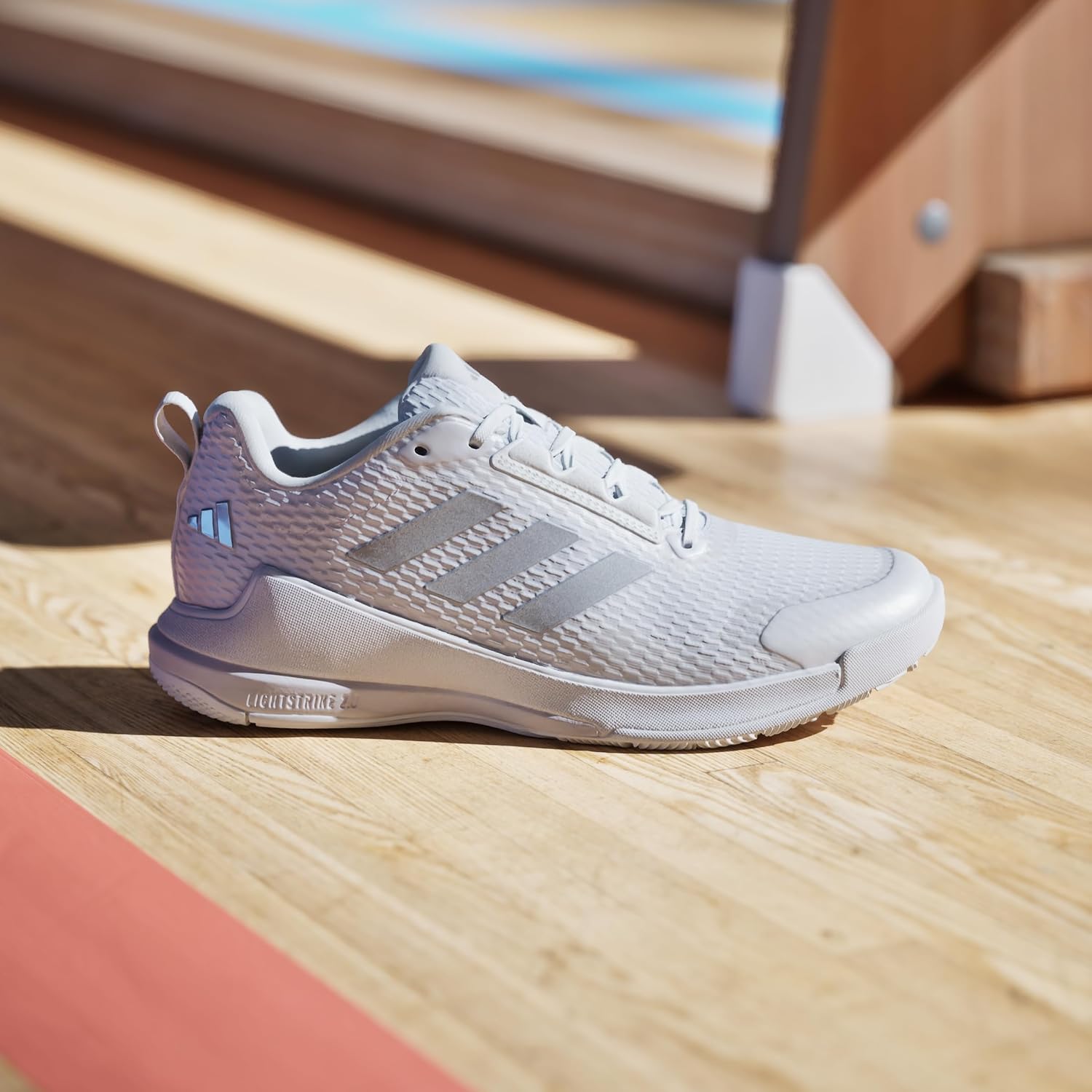 Thumbnail 2 de adidas Novaflight 2 Indoor Schuh
