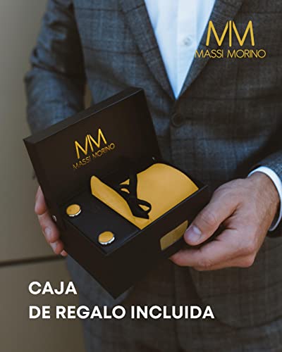 Detalle de Massi Morino Morino – Set 5 en 1: corbata amarilla con pañuelo y accesorios (gemelos, sujetacorbatas) en caja regalo