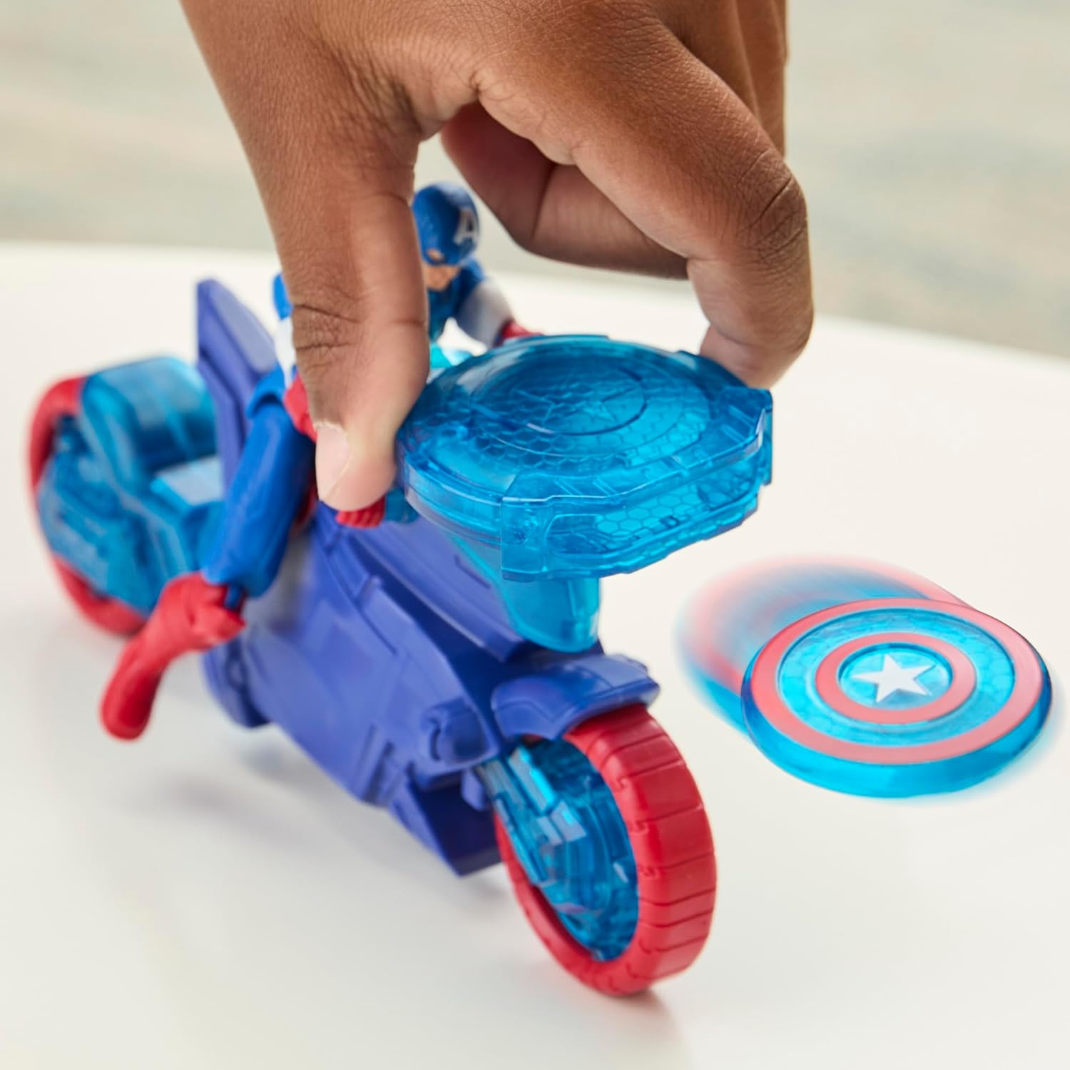 Thumbnail 4 de Marvel Avengers Epic World of Action Captain America Bike Set mit Schild-Abschuss, Figur & Spielzeug-Motorrad