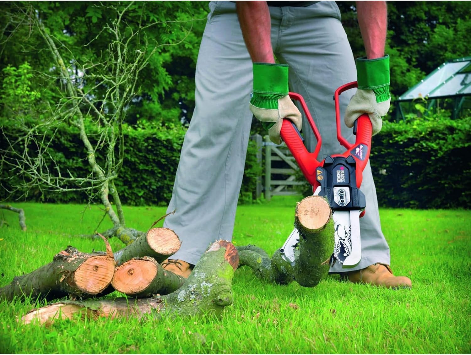 Detalle de Black & Decker GK1000 Coupe-branches Alligator 550 W — coupe-branches fiable pour l’entretien des haies