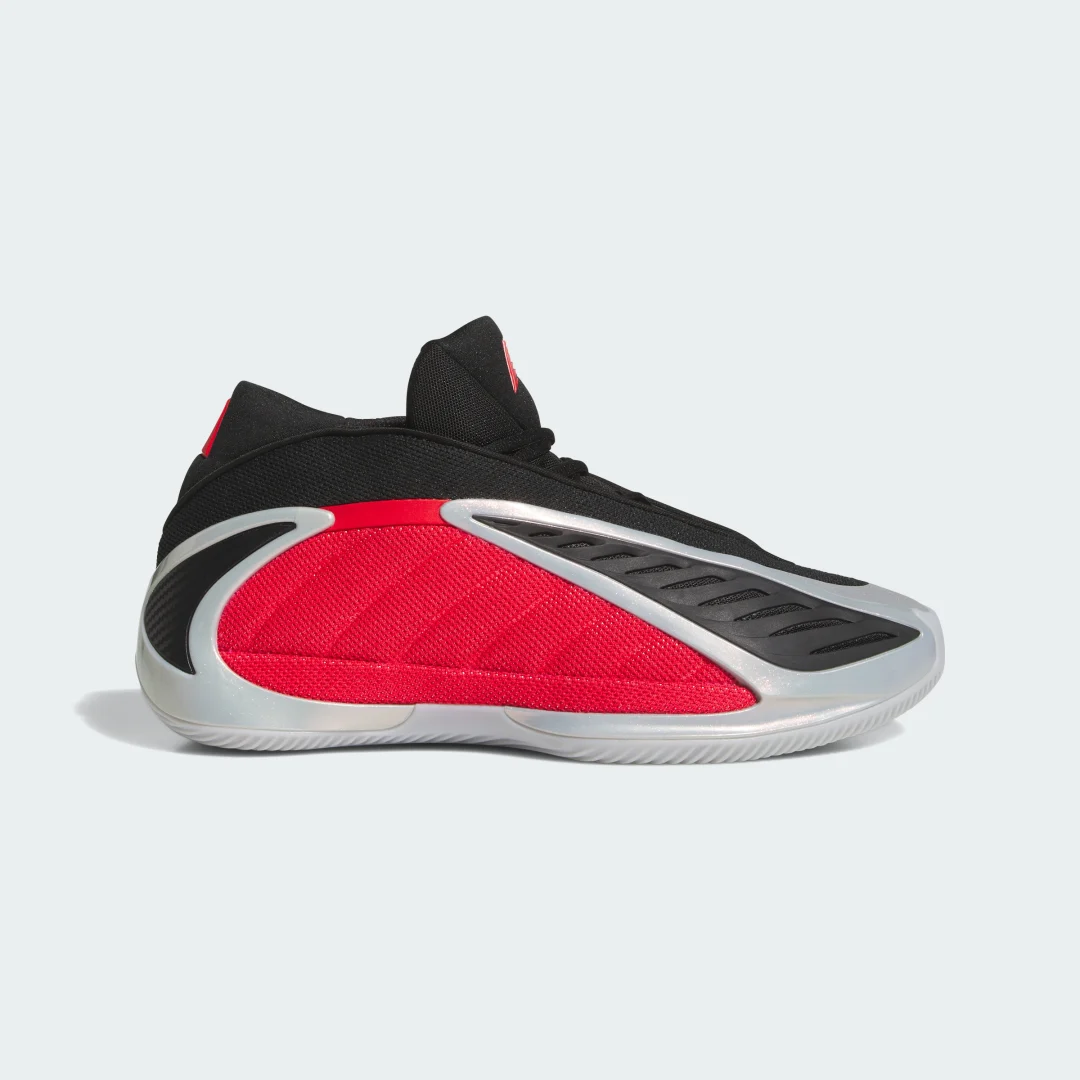 Detalle de Zapatillas ANTHONY EDWARDS 2 de Adidas: estilo plateado y versatilidad en un solo par