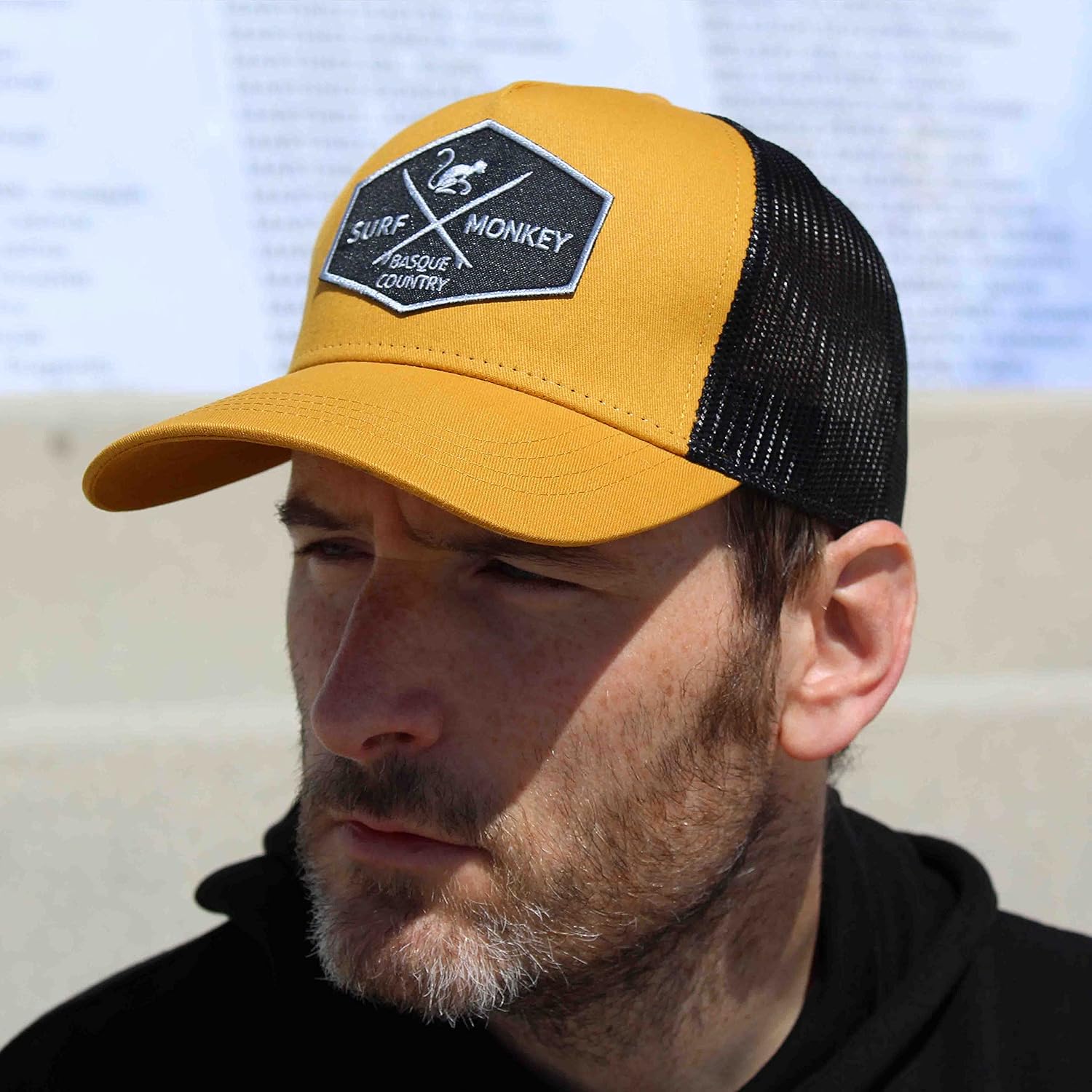 Detalle 2 de DRESSED IN MUSIC PLAY WITH ME Casquette Trucker 5 panneaux