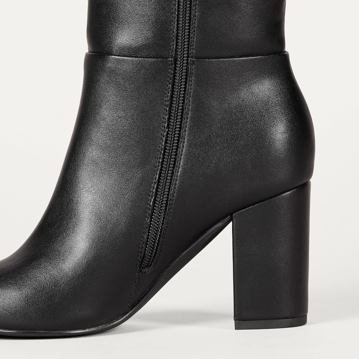 Thumbnail 3 de Amazon Essentials Women's Tall Knee High Block Heel Boots