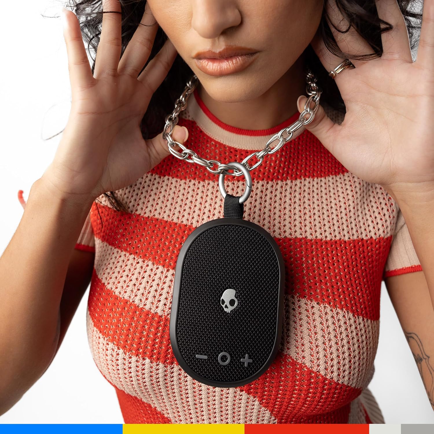Detalle de Skullcandy Kilo Wireless: Tragbarer, wasserdichter Bluetooth-Lautsprecher mit 24 Std. Akku und integriertem Trageriemen
