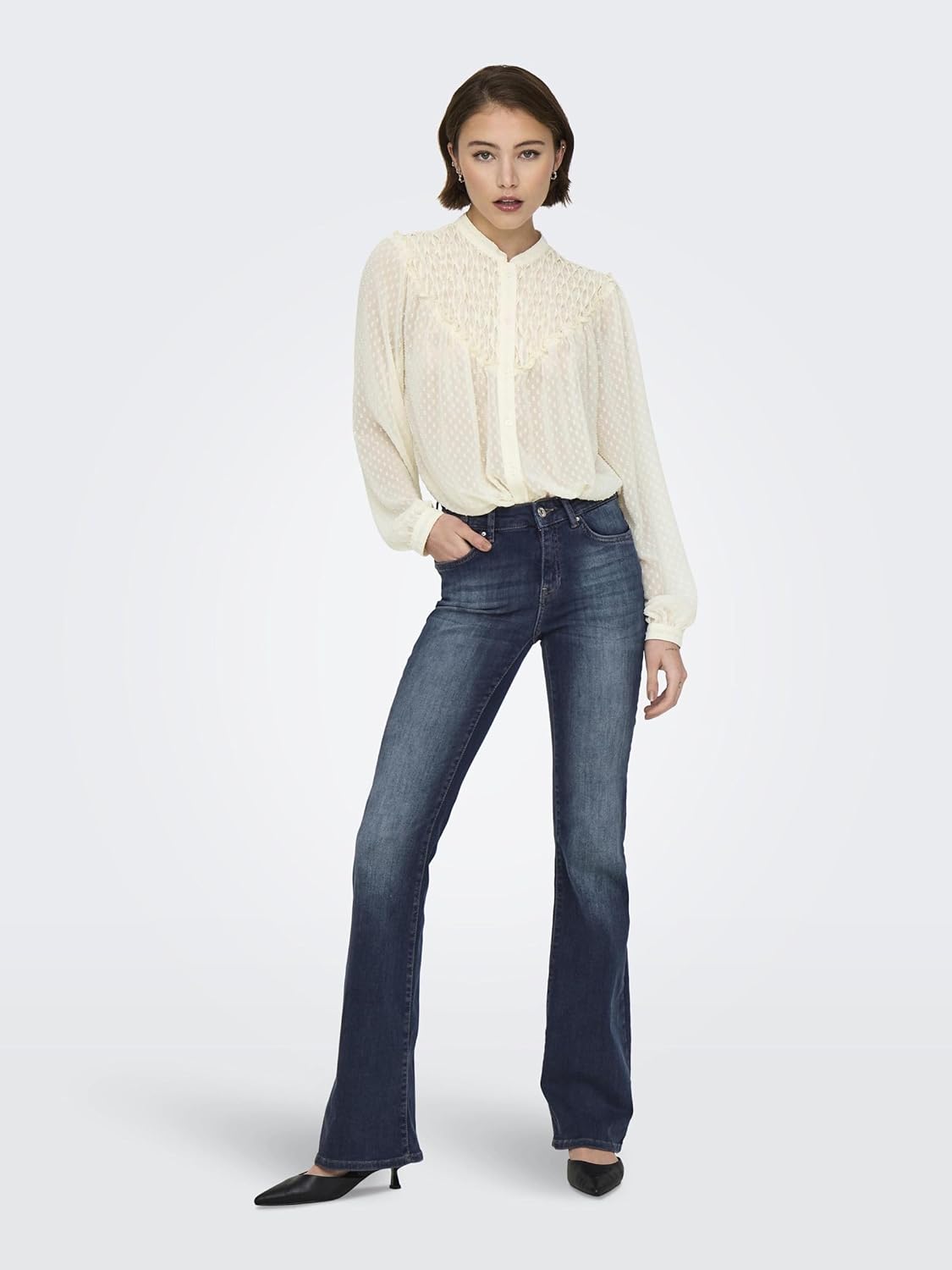 Detalle de ONLY Female Flared-Jeans „ONLBLUSH“ mit Flared Fit für mittlere Taille