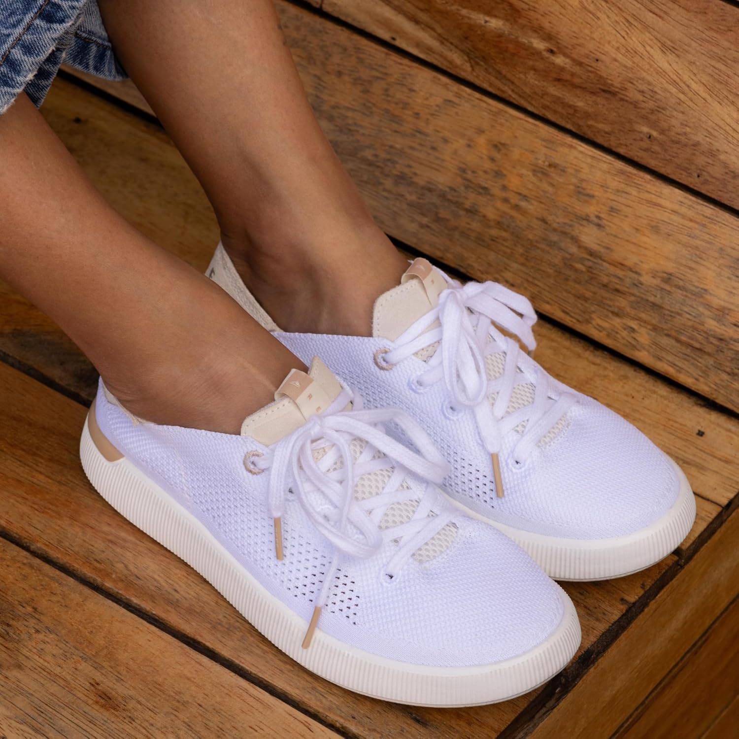 Thumbnail 1 de REEF Women's Neptune Shoes: Lightweight Knit Slip-Ons with Cushioned Comfort