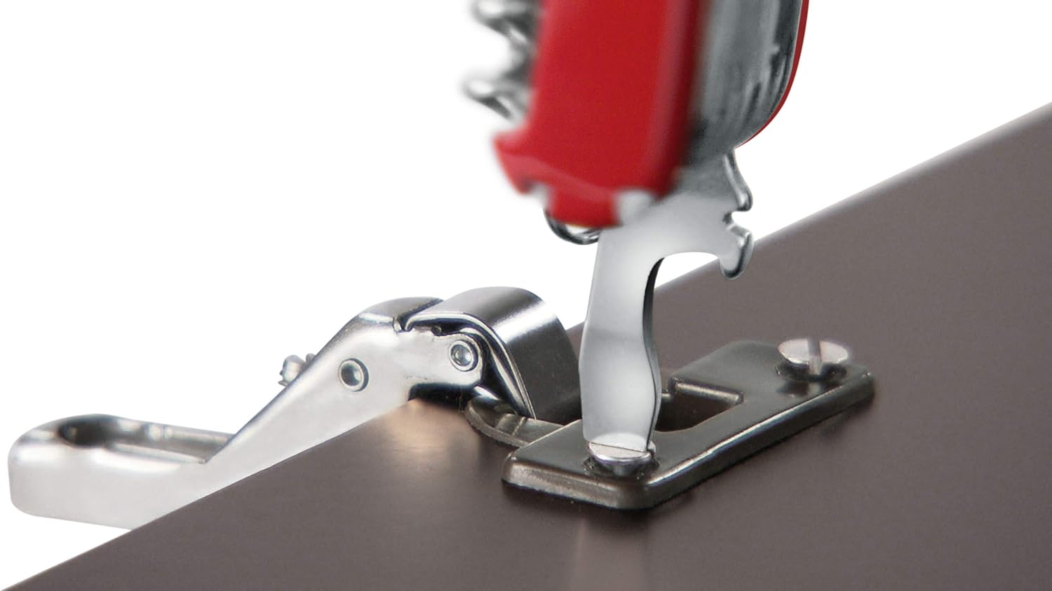 Thumbnail 6 de Victorinox Sportsman Schweizer Taschenmesser mit 13 Funktionen – 84 mm, 3‑mm Schraubendreher