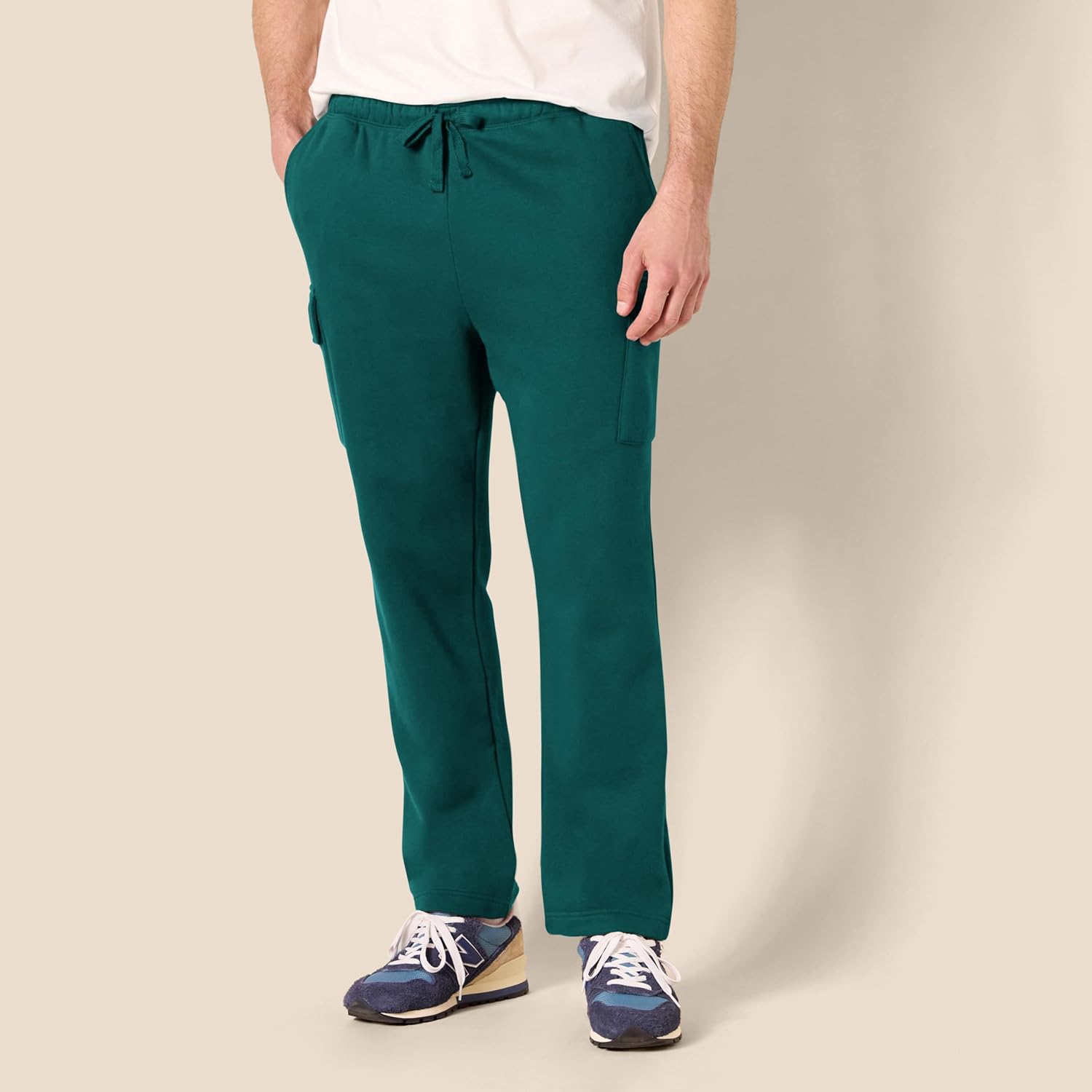 Thumbnail 5 de Amazon Essentials Men’s Cargo Fleece Open Hem Sweatpant