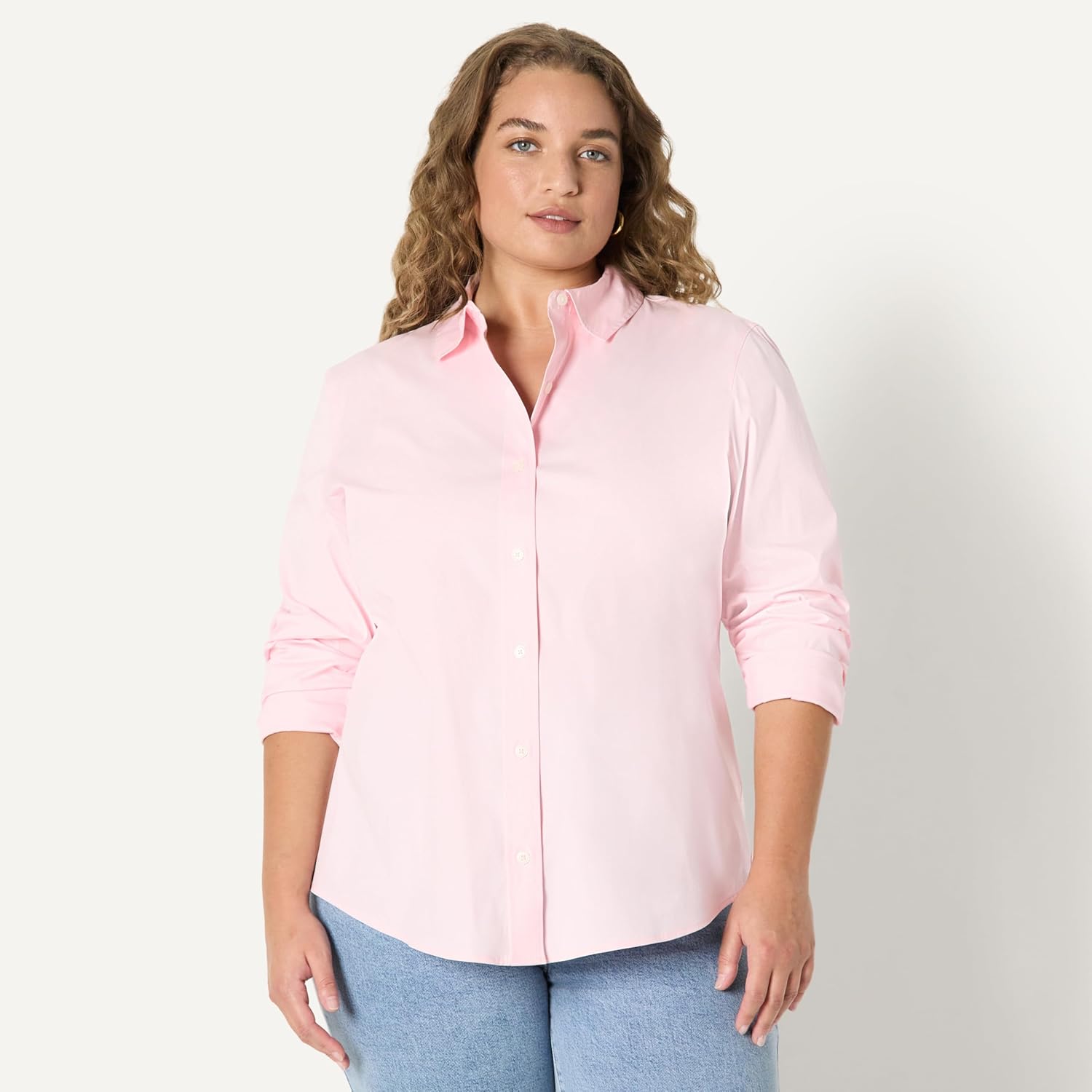 Thumbnail 5 de Amazon Essentials Women’s Regular-Fit Stretch Poplin Button-Up Dress Shirt