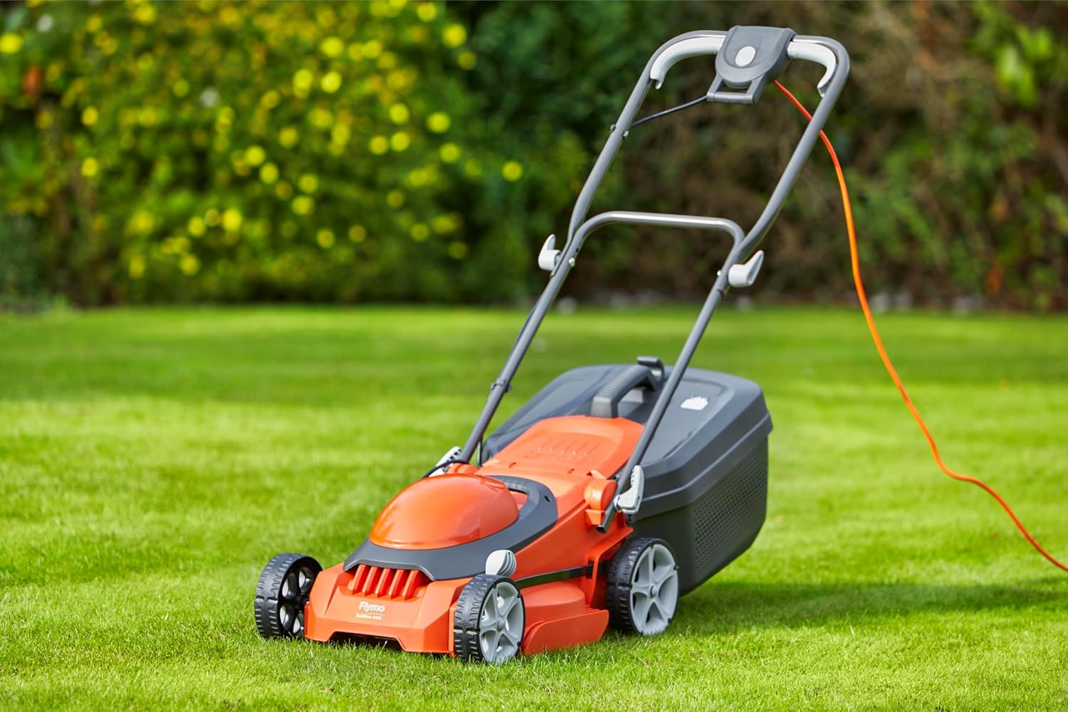 Detalle de Flymo EasiStore 340R electric mower 1400W