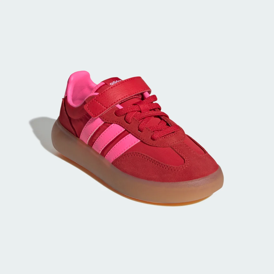 Detalle 2 de Zapatilla Barreda Decode de Adidas: rojo, comodidad y estilo para el uso diario