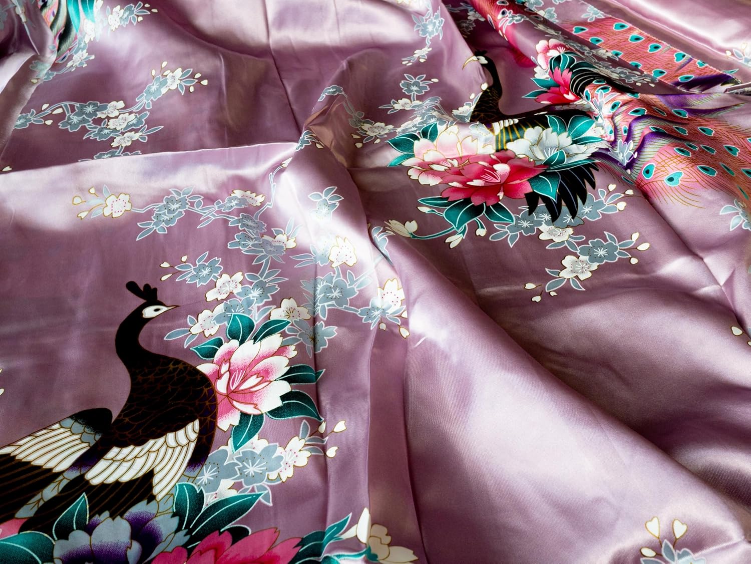 Detalle 2 de CCcollections Kimono sedoso para mujer Bata ligera