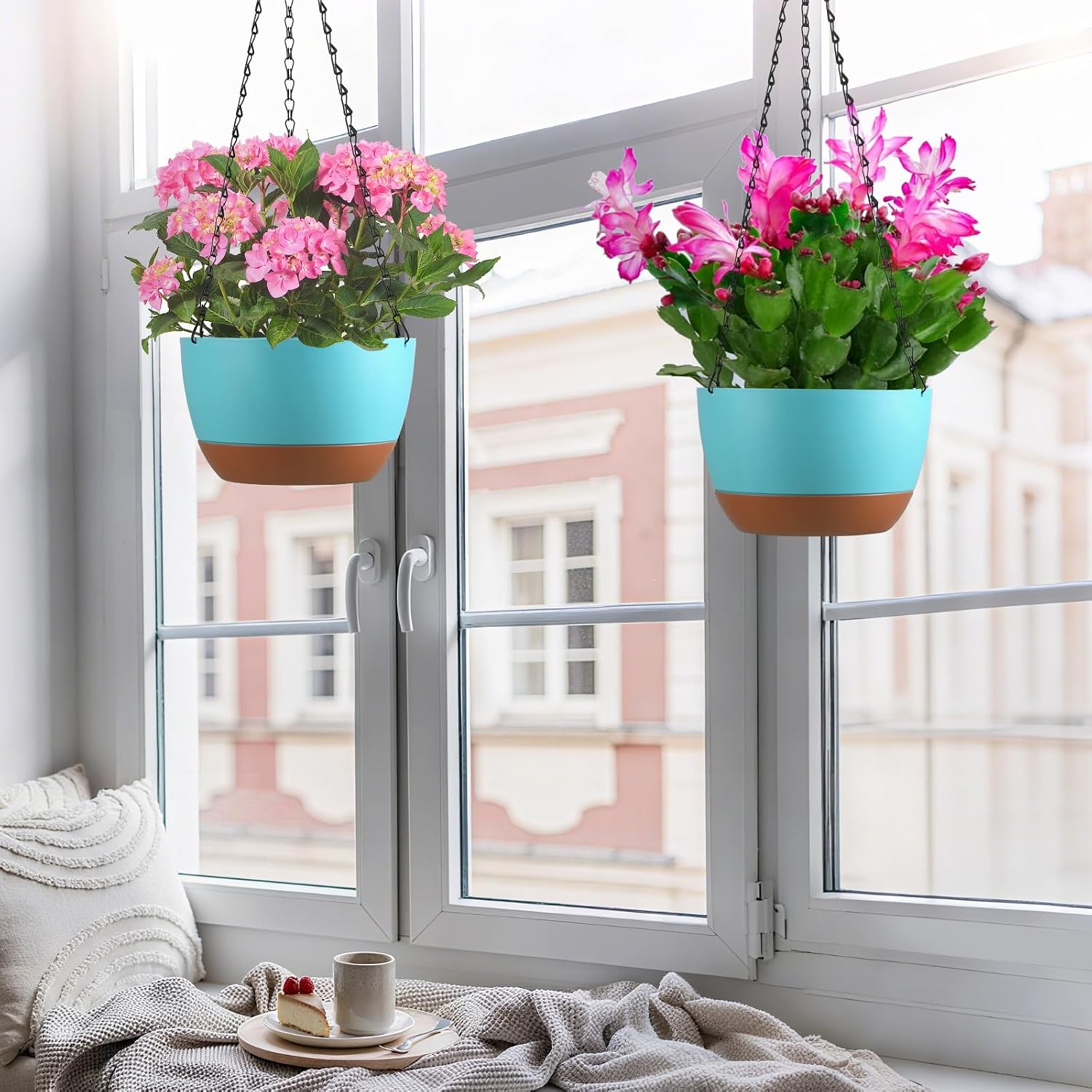 Detalle de Kvetto Hanging Planters, 10-Inch