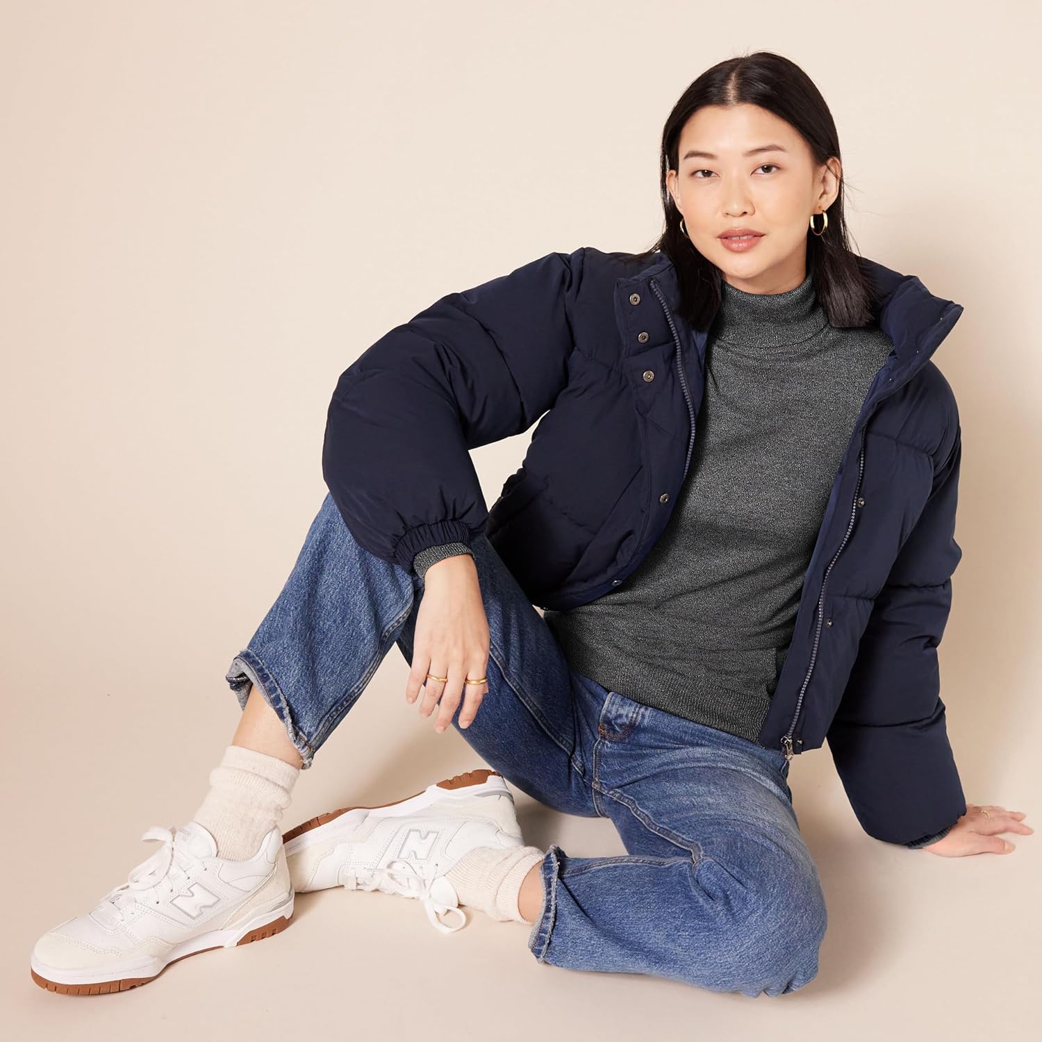 Thumbnail 3 de Amazon Essentials Damen leichter Rollkragenpullover mit langen Ärmeln – klassischer Schnitt (inkl. Übergrößen)