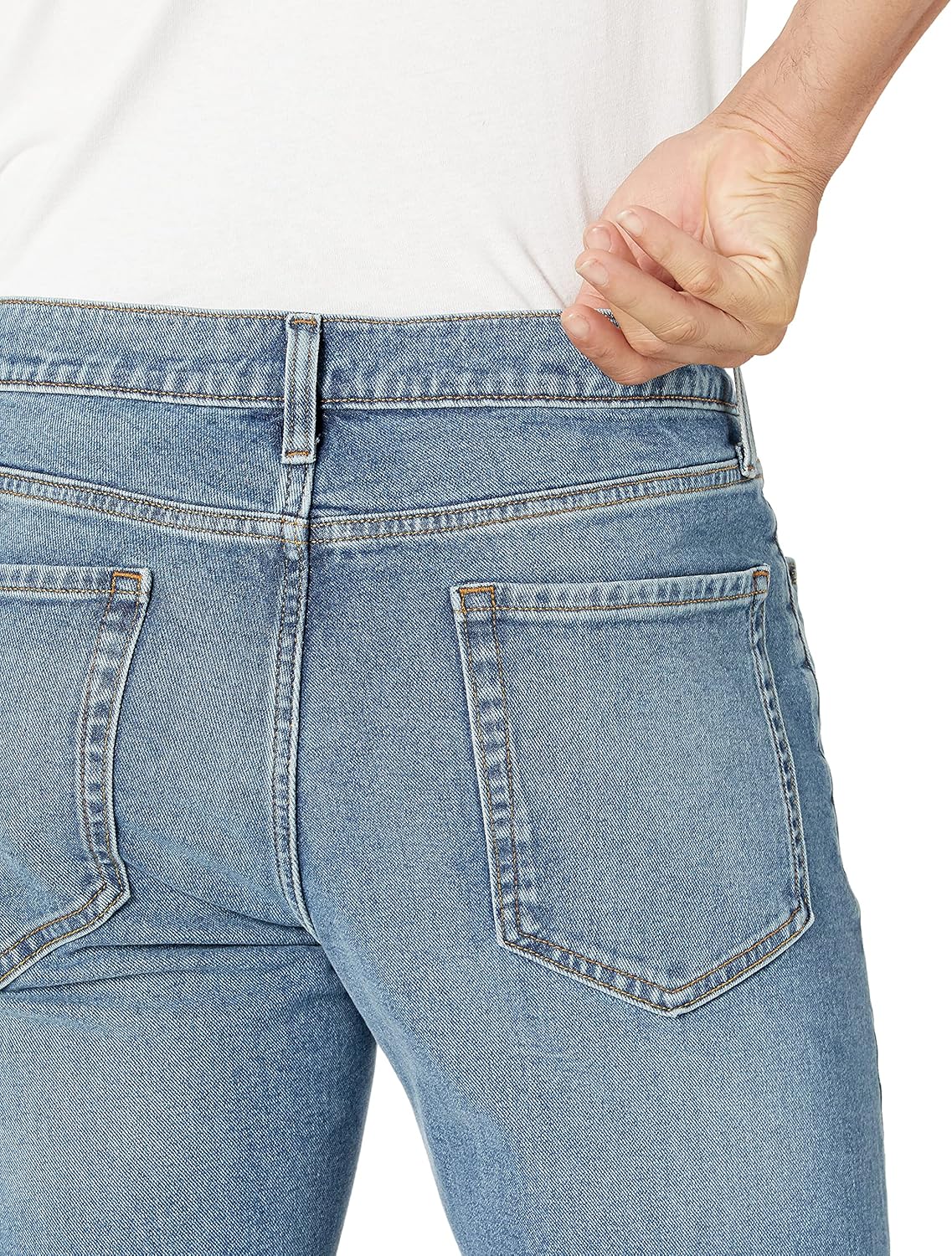 Thumbnail 2 de Jeans Amazon Essentials da uomo dritti con taglio bootcut, denim leggermente elasticizzato