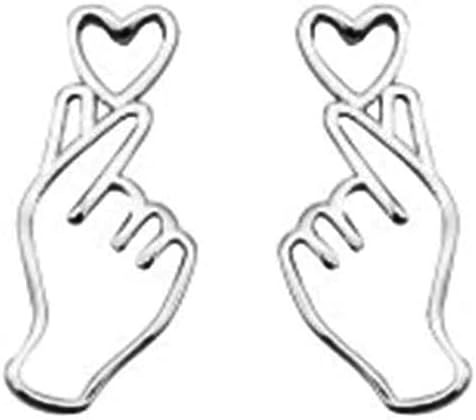 Thumbnail 6 de SLUYNZ 925 Sterling Silver Heart Stud Earrings – Sweet Love Heart Post Studs