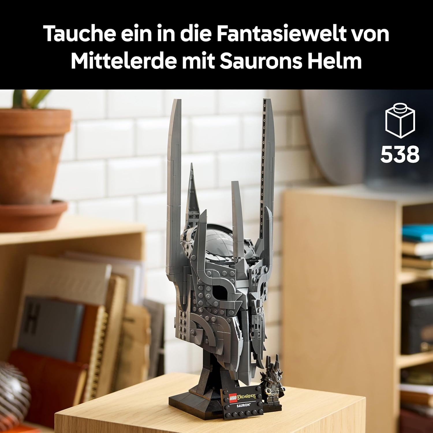 Detalle 2 de LEGO Icons Saurons Helm 11373 Bauset