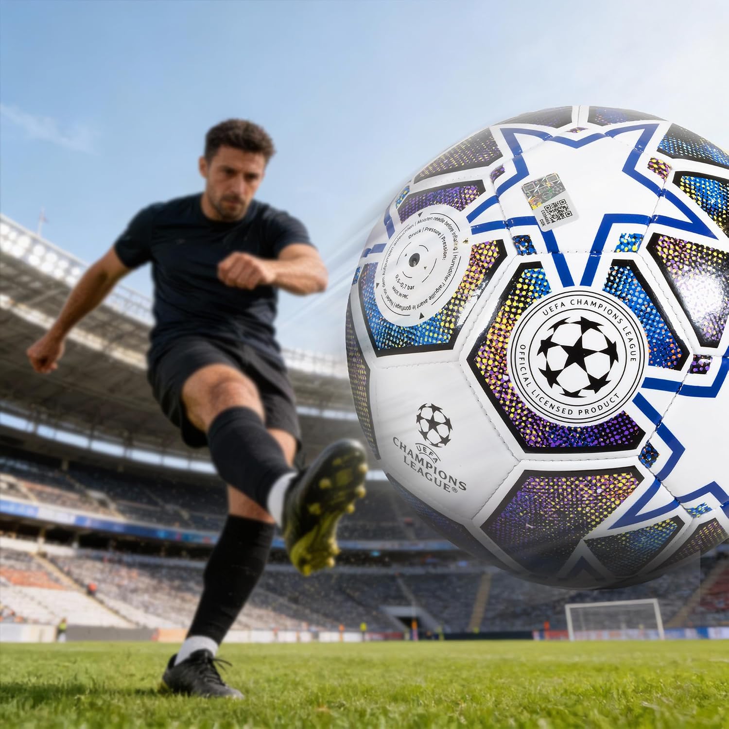 Detalle 2 de Hy-Pro UEFA Champions League Football, Size 5, Star Design, White/Blue/Green