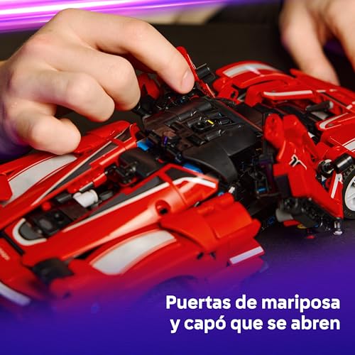 Detalle 2 de LEGO Technic Ferrari FXX K (42212): Maqueta de Carreras con Motor V12 y Pistones Móviles