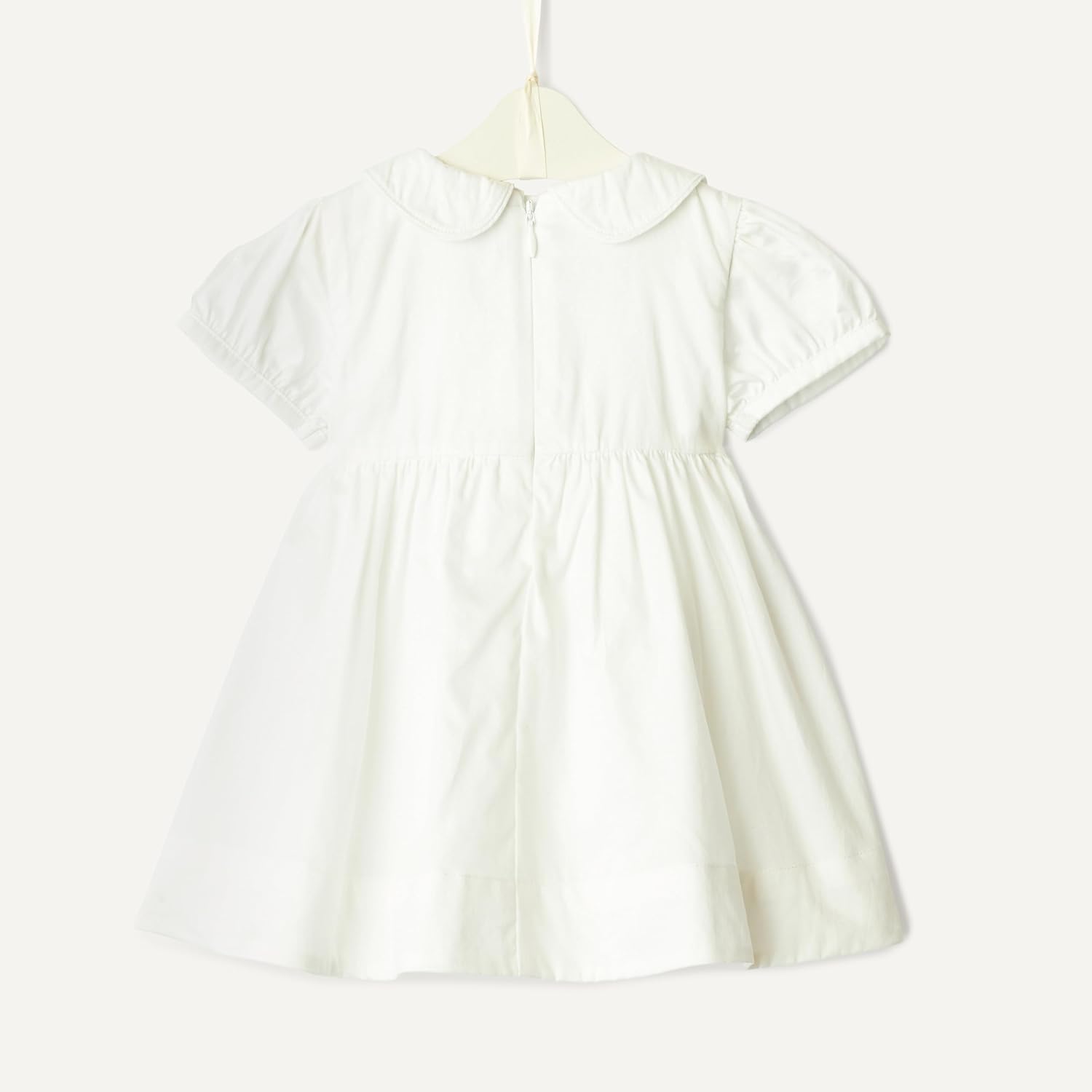 Detalle de Amazon Essentials x Sofia Grainge Abiti Mommy & Me in Raso di Cotone