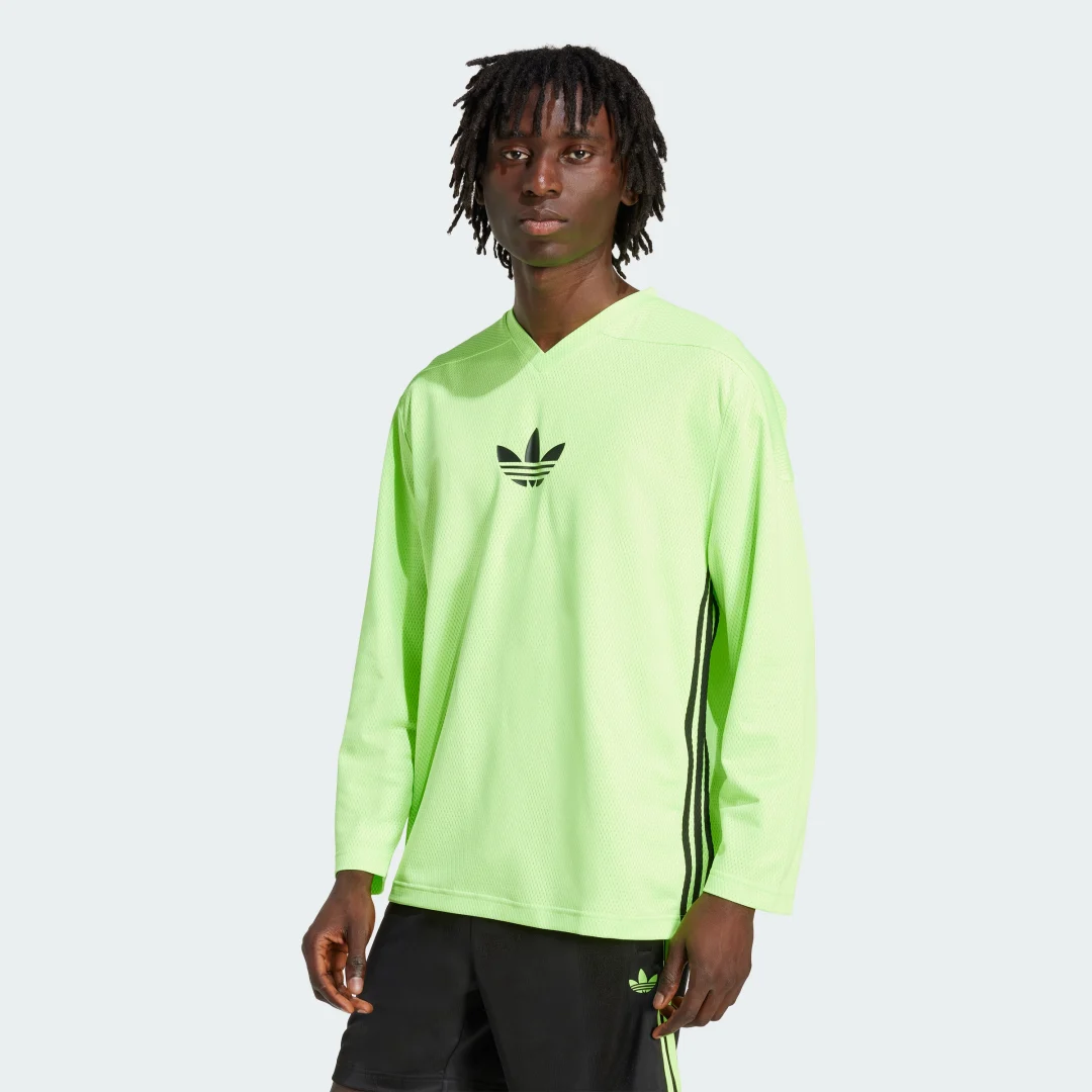 Detalle de Camiseta manga larga adidas Originals Adicolor Mesh en verde