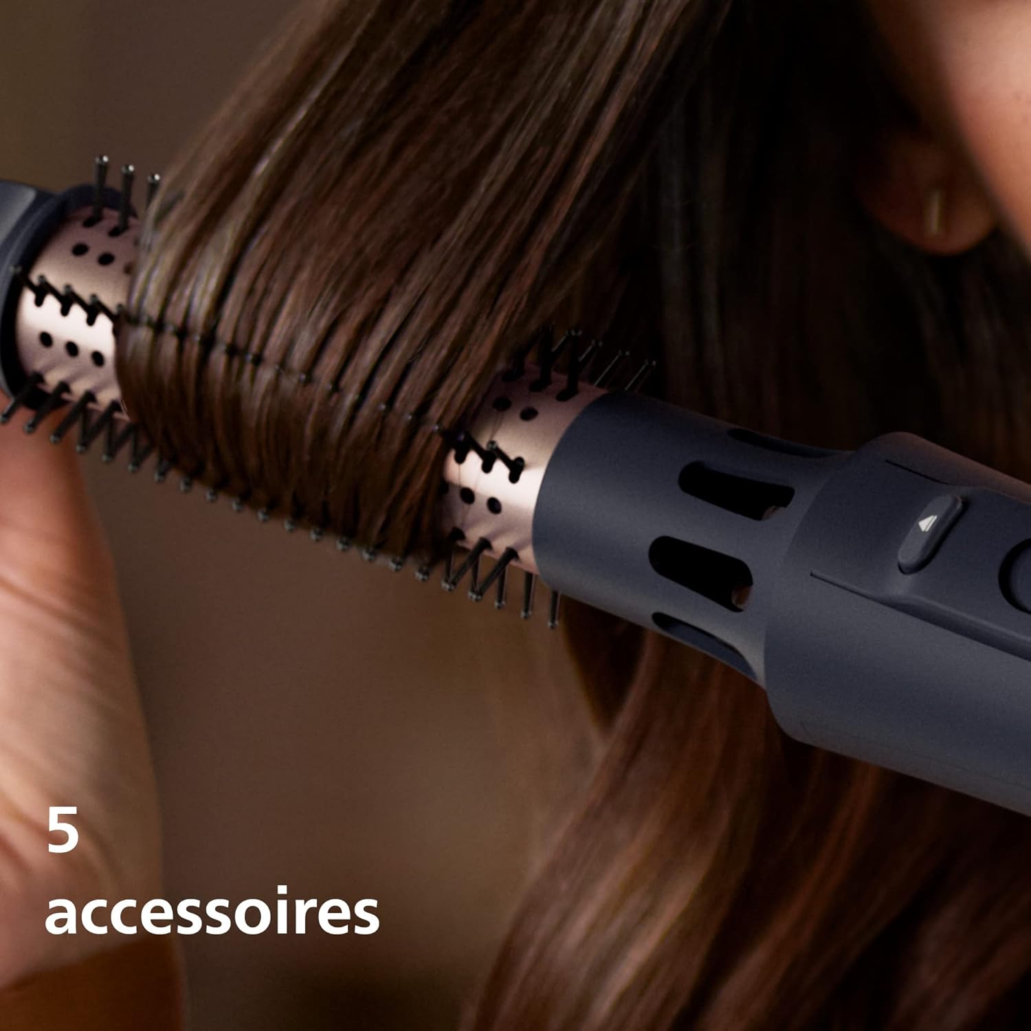 Detalle de Philips série 5000 BHA530/00 — Brosse soufflante avec 5 accessoires de stylisation