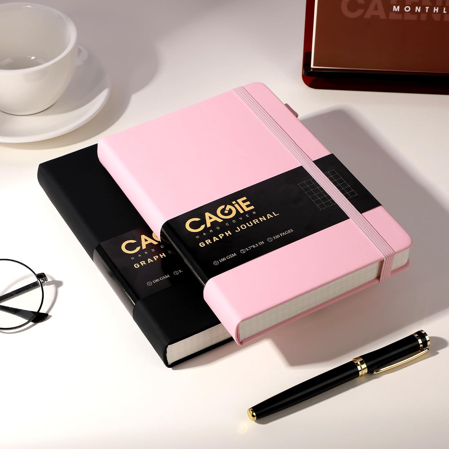 Detalle 2 de CAGIE Graph Paper Notebook, 320 Pages