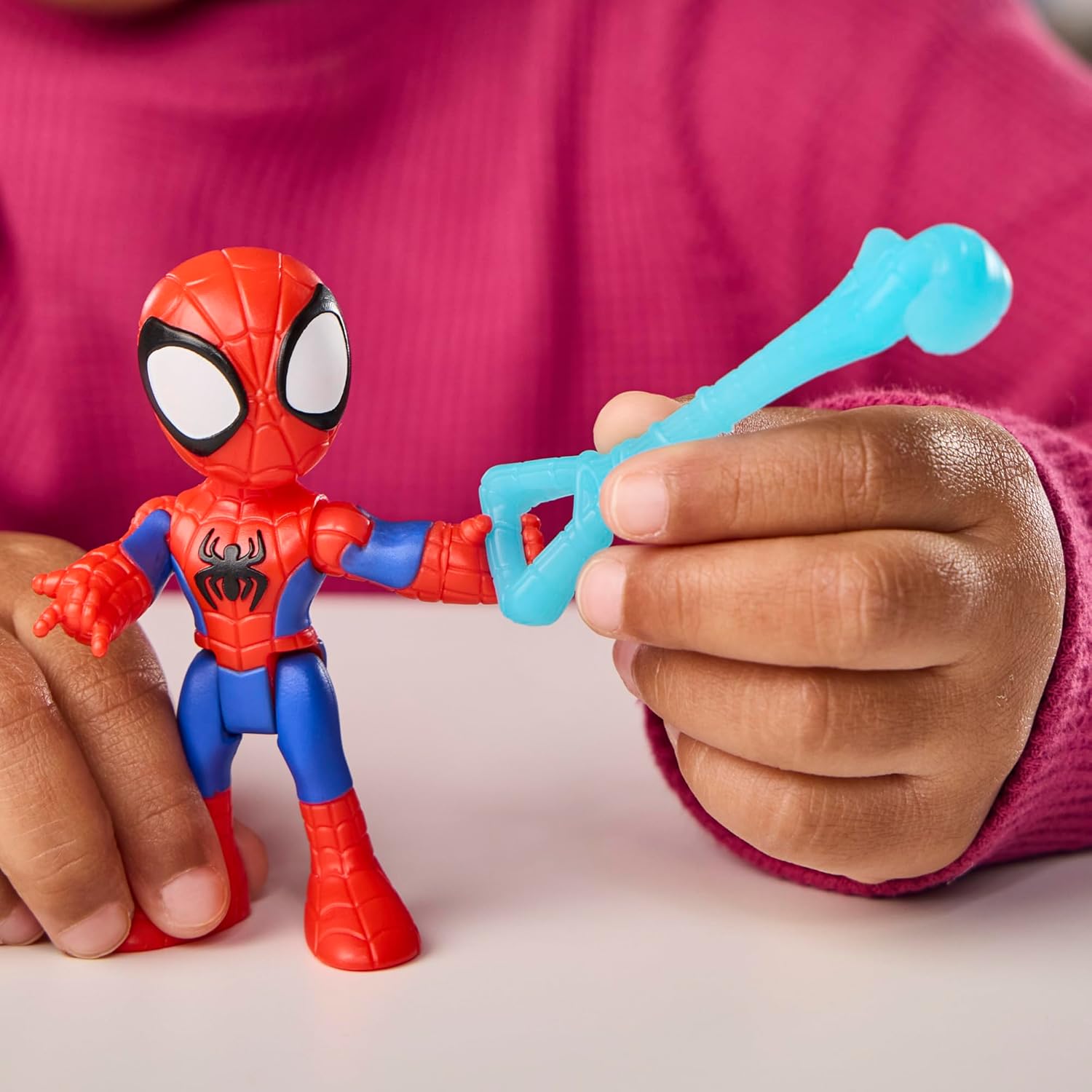 Detalle 2 de Hasbro Marvel Spidey e i suoi fantastici amici, Spidey Team con elicottero – set action figure e veicolo giocattolo 7,6 cm